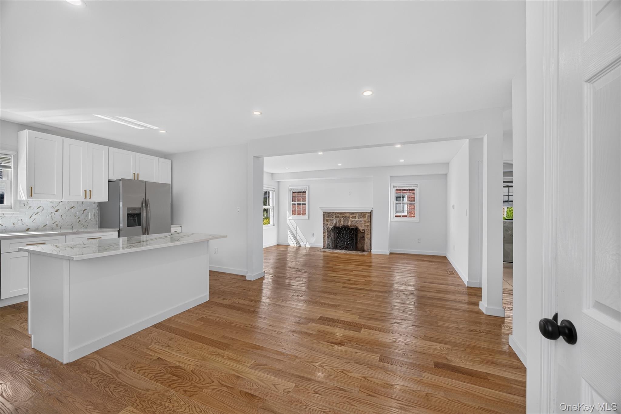 33 Carol Street — photo 5