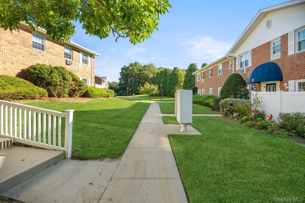 460 Old Town Road #27L — photo 4