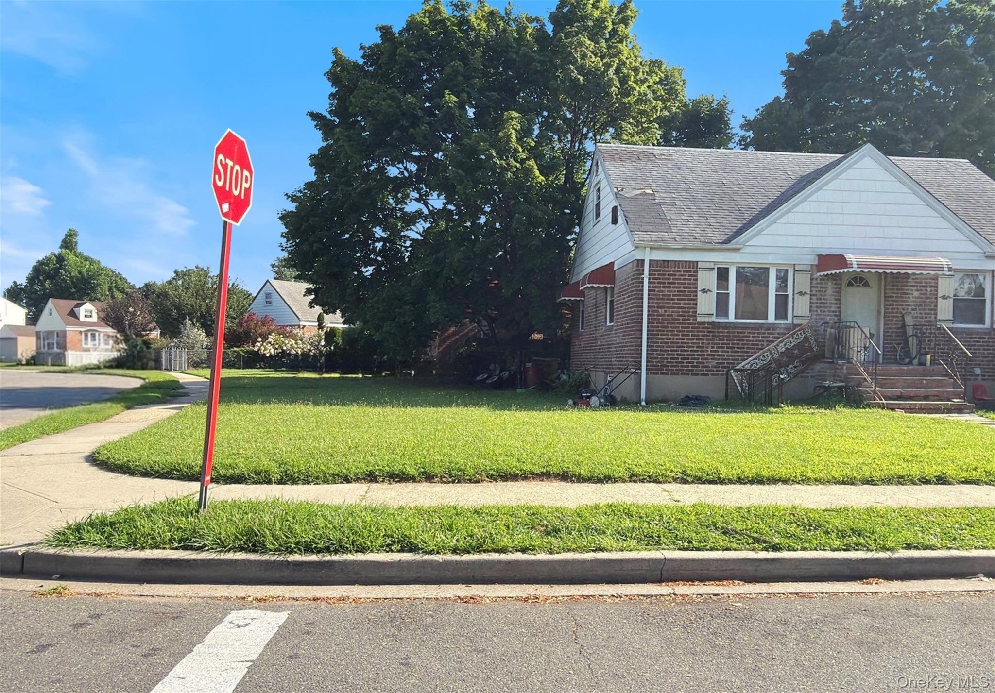 89 Chase Street — photo 2