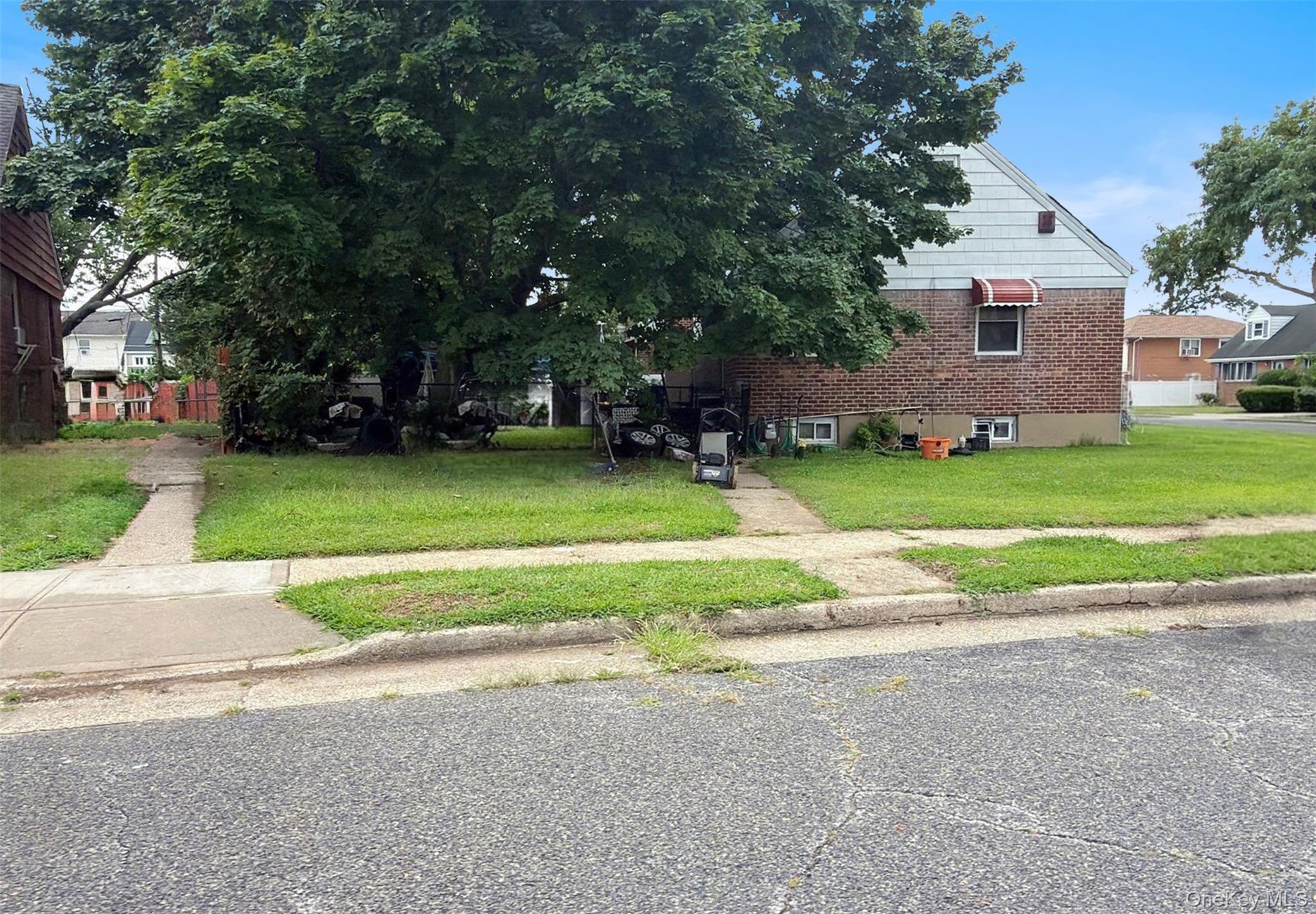 89 Chase Street — photo 3