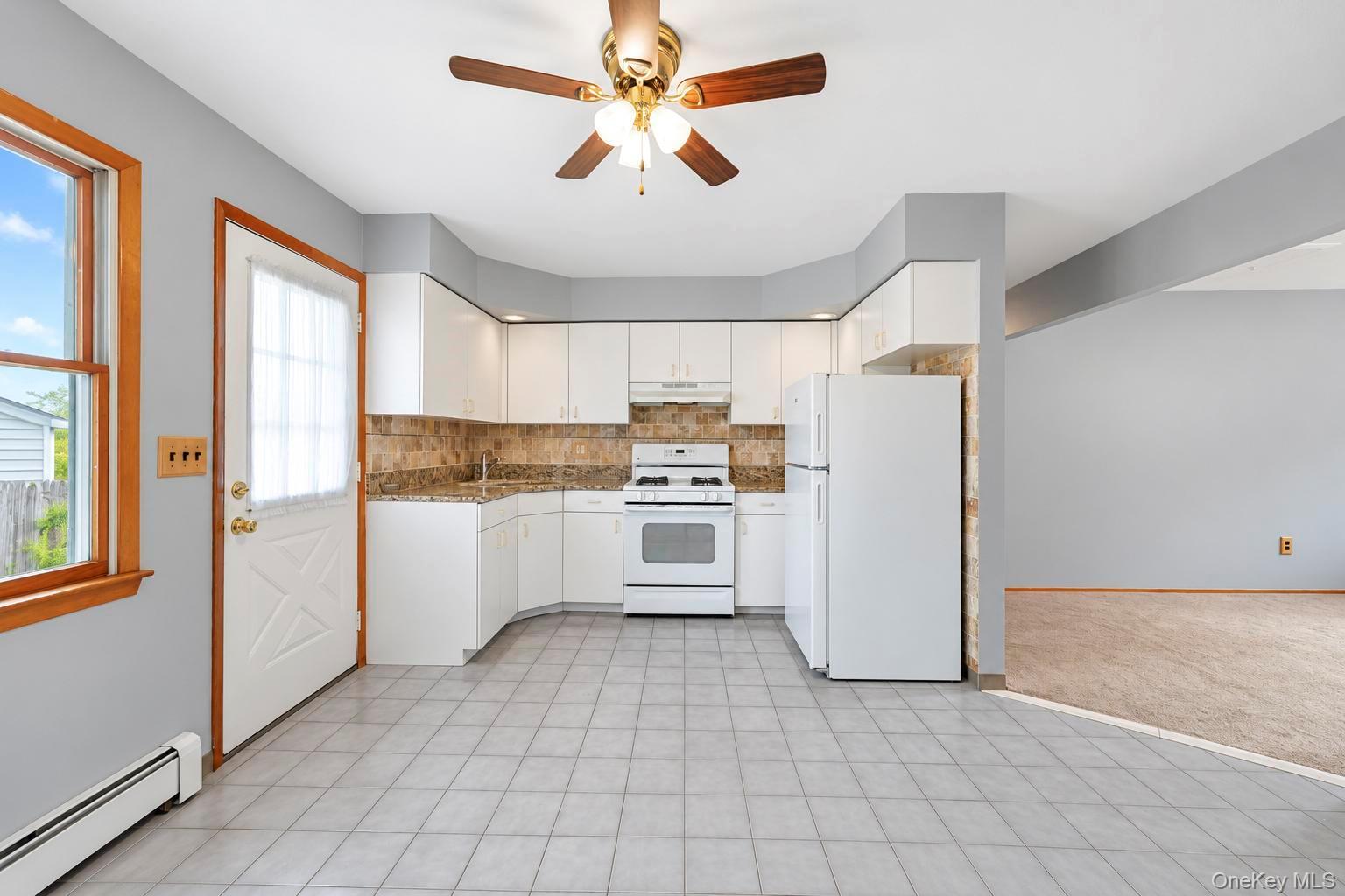 278 Lake Drive — photo 10