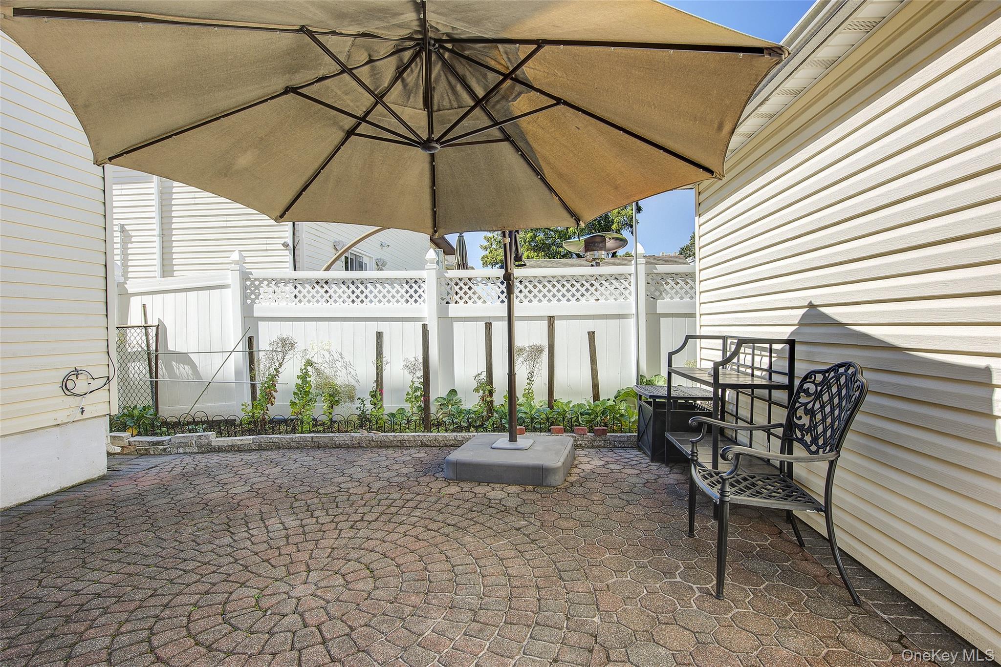 64 Cottage Place — photo 39