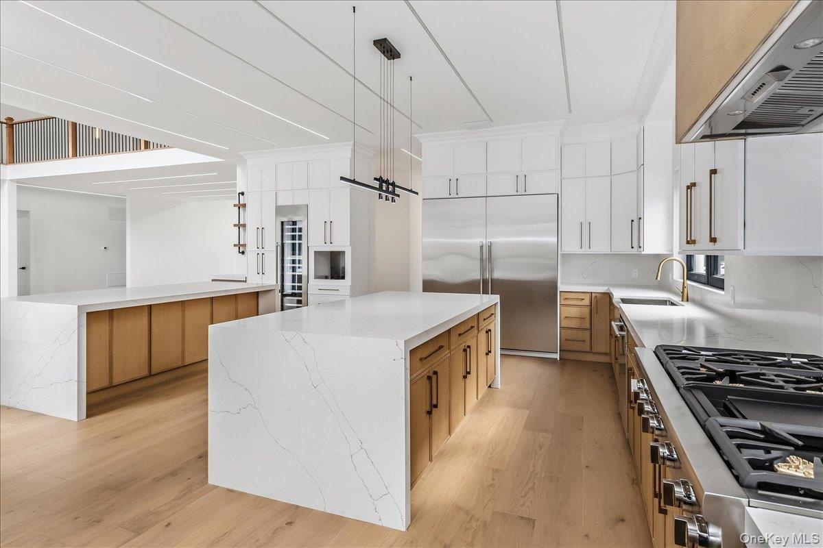 1080 Westminster Avenue — photo 13