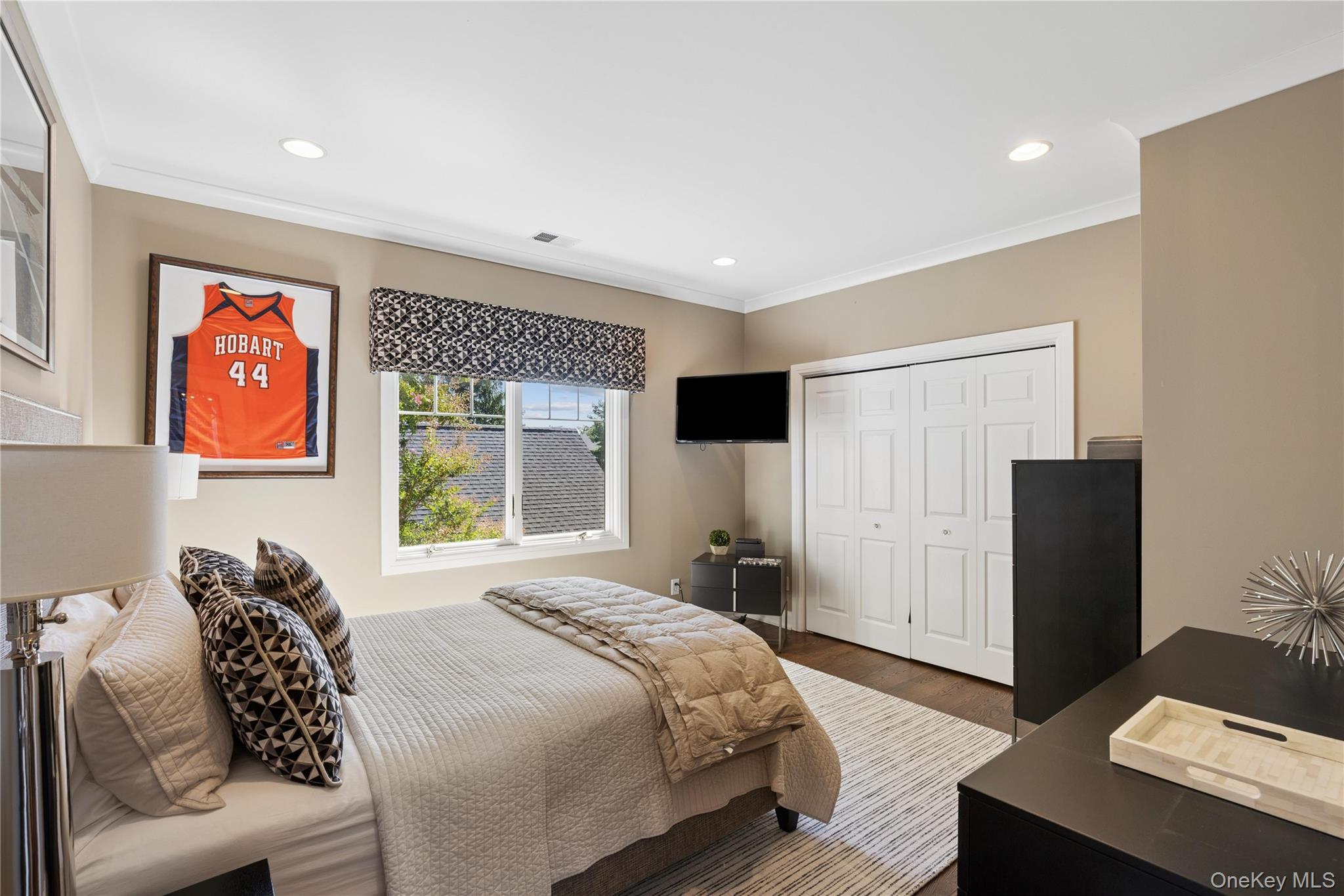 14 Esmond Avenue — photo 21