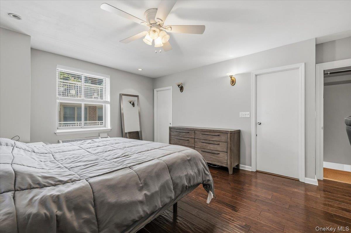 425 Shore Road #2D — photo 16