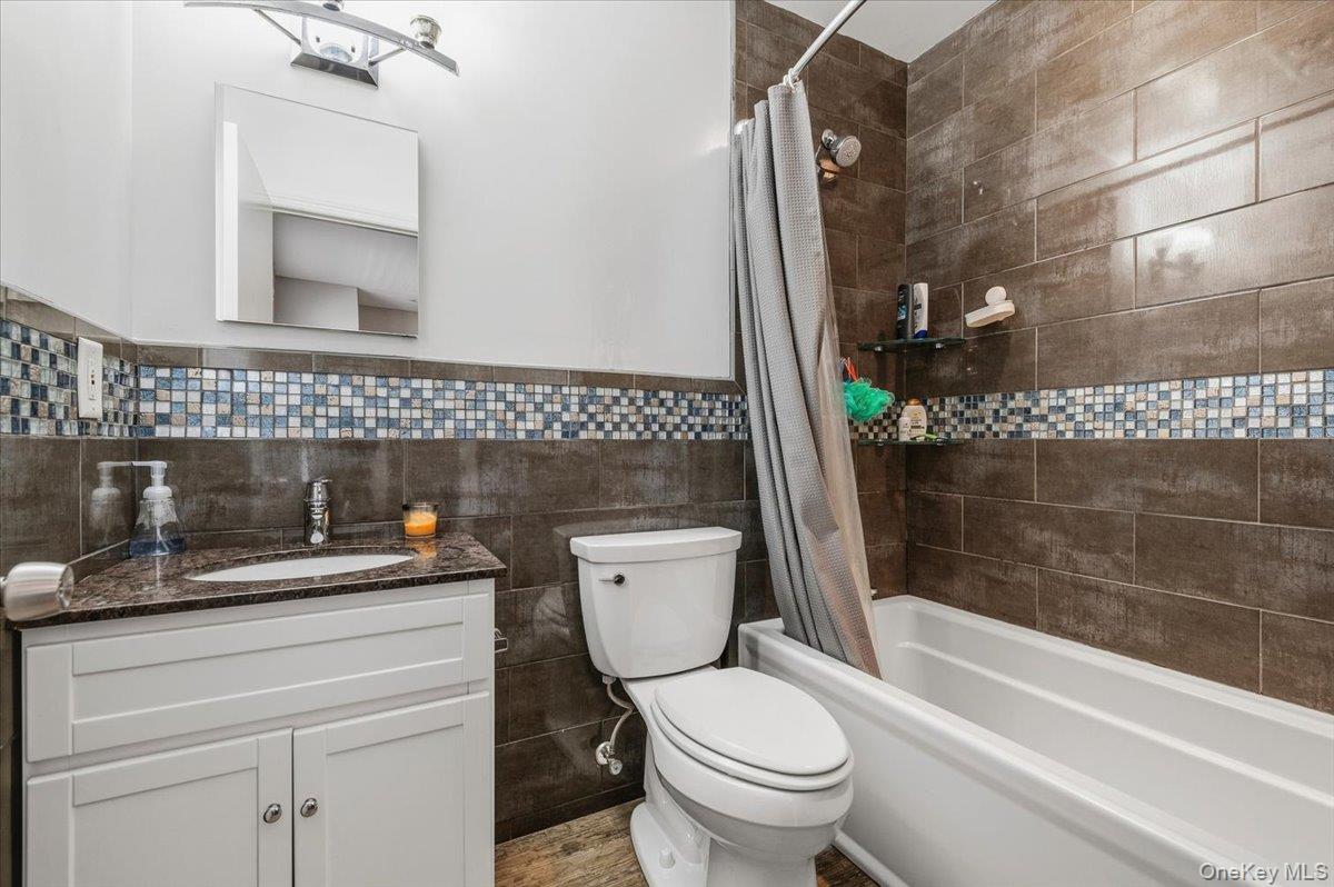 425 Shore Road #2D — photo 17