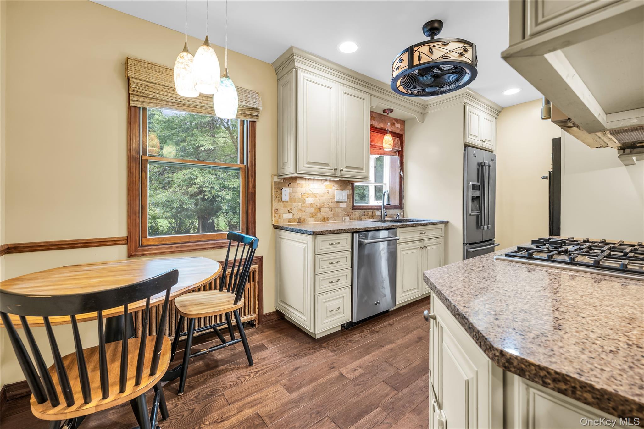 17 Hawkins Lane — photo 17