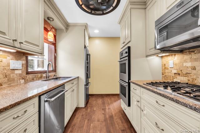 17 Hawkins Lane — photo 18