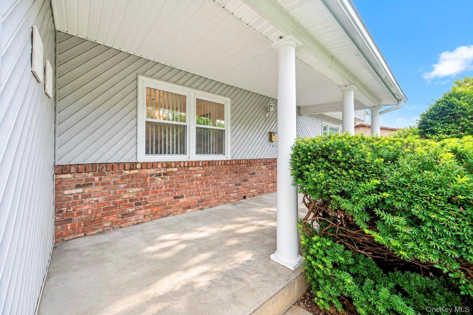 38 Waterford Drive — photo 3