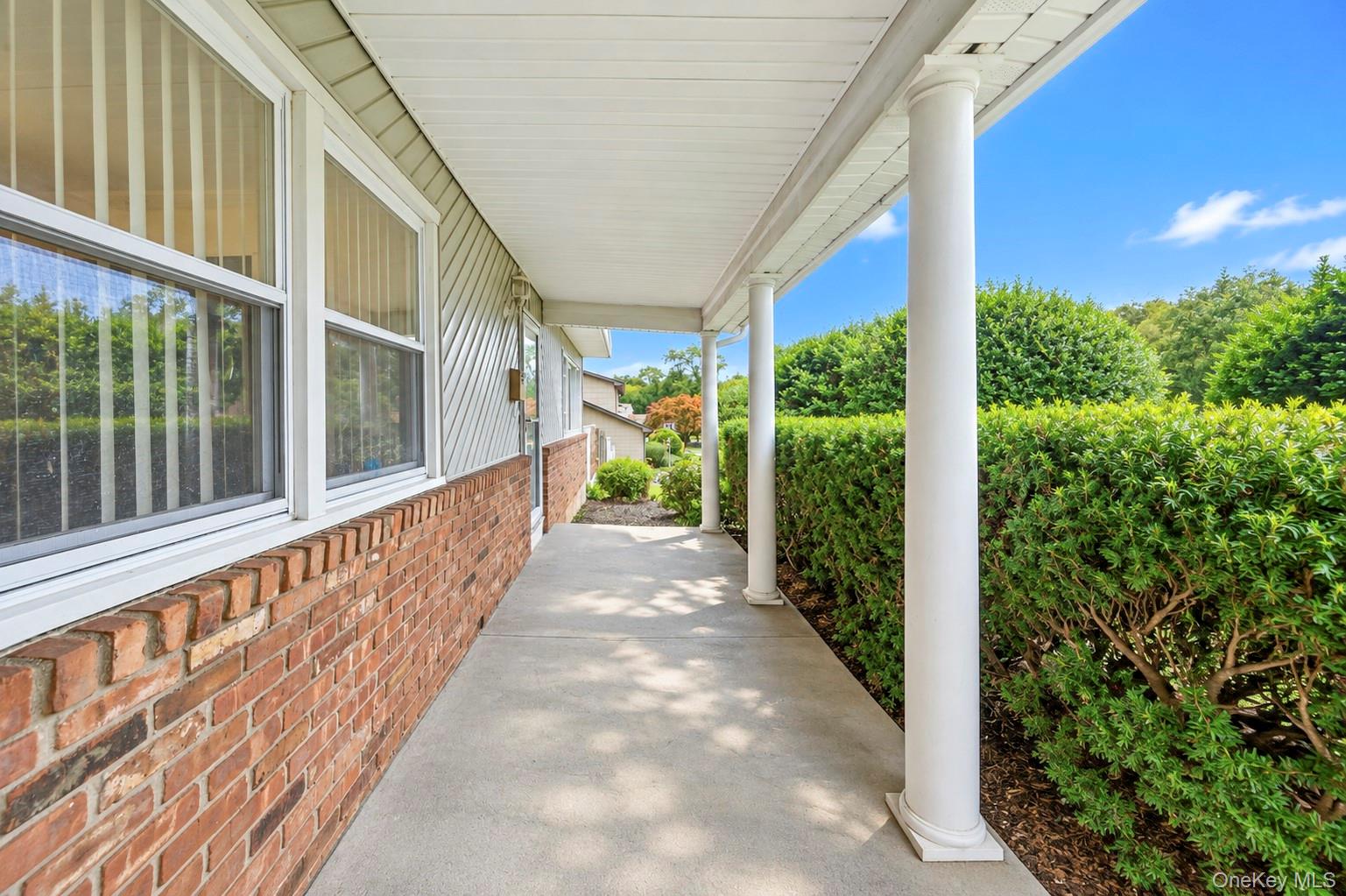 38 Waterford Drive — photo 4