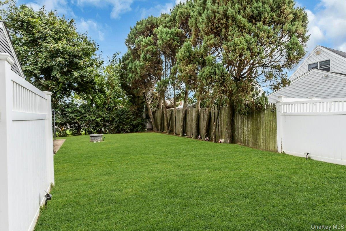 8 Summit Drive — photo 27