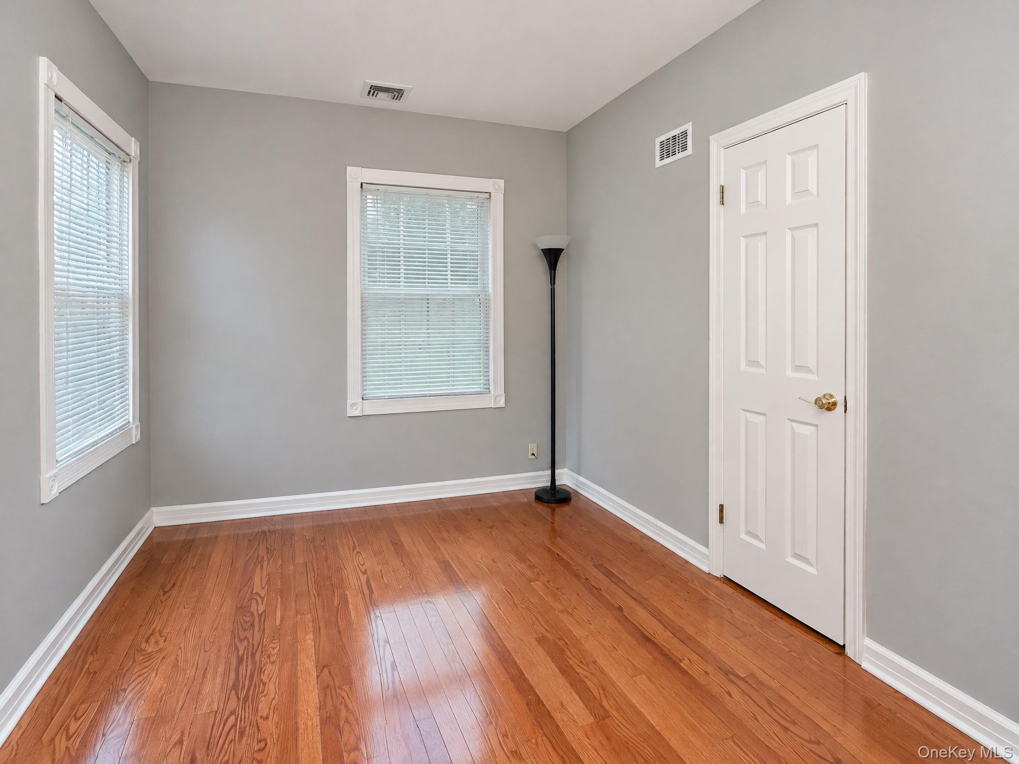 30 Waverly Street — photo 23