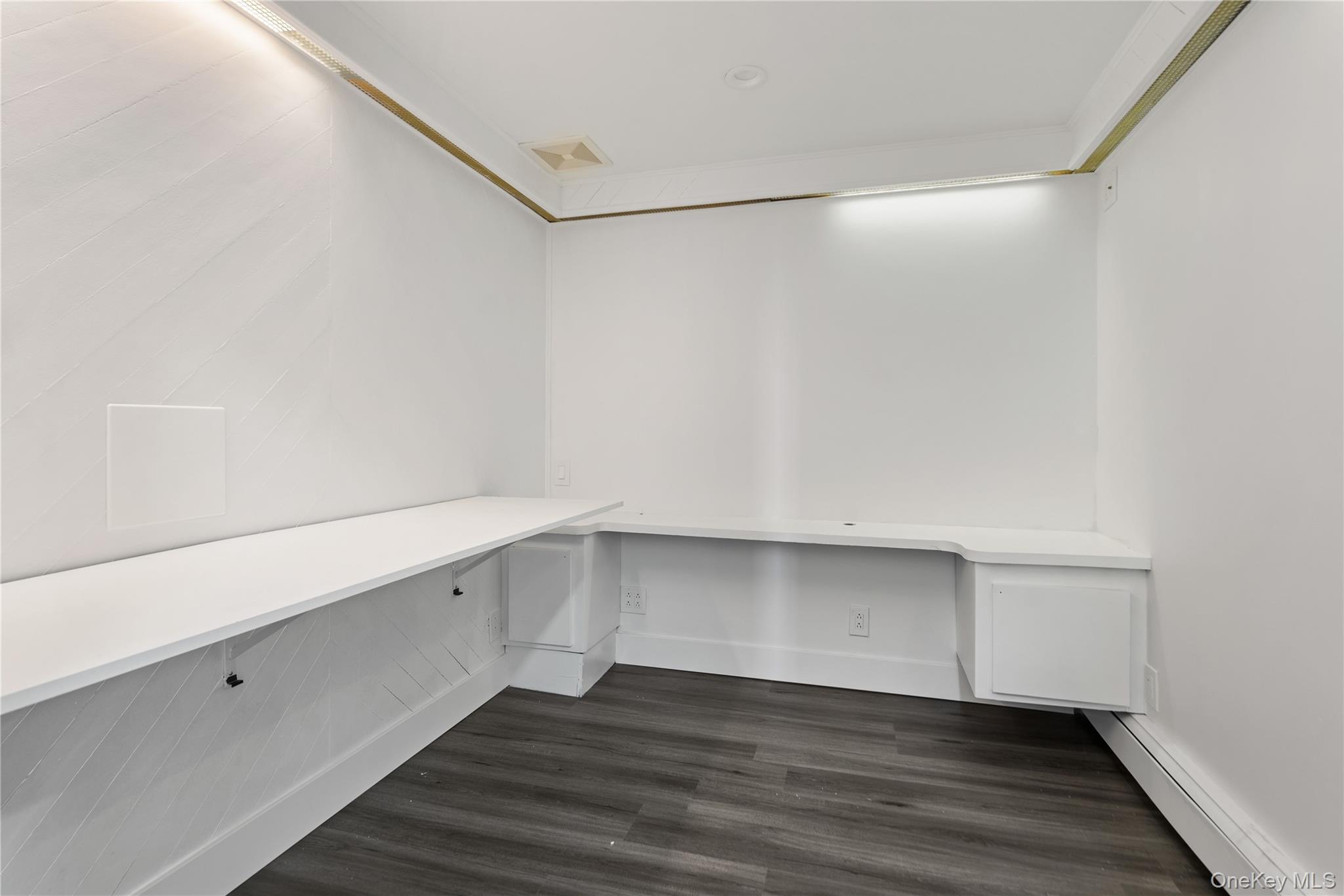 8 Gale Drive — photo 10
