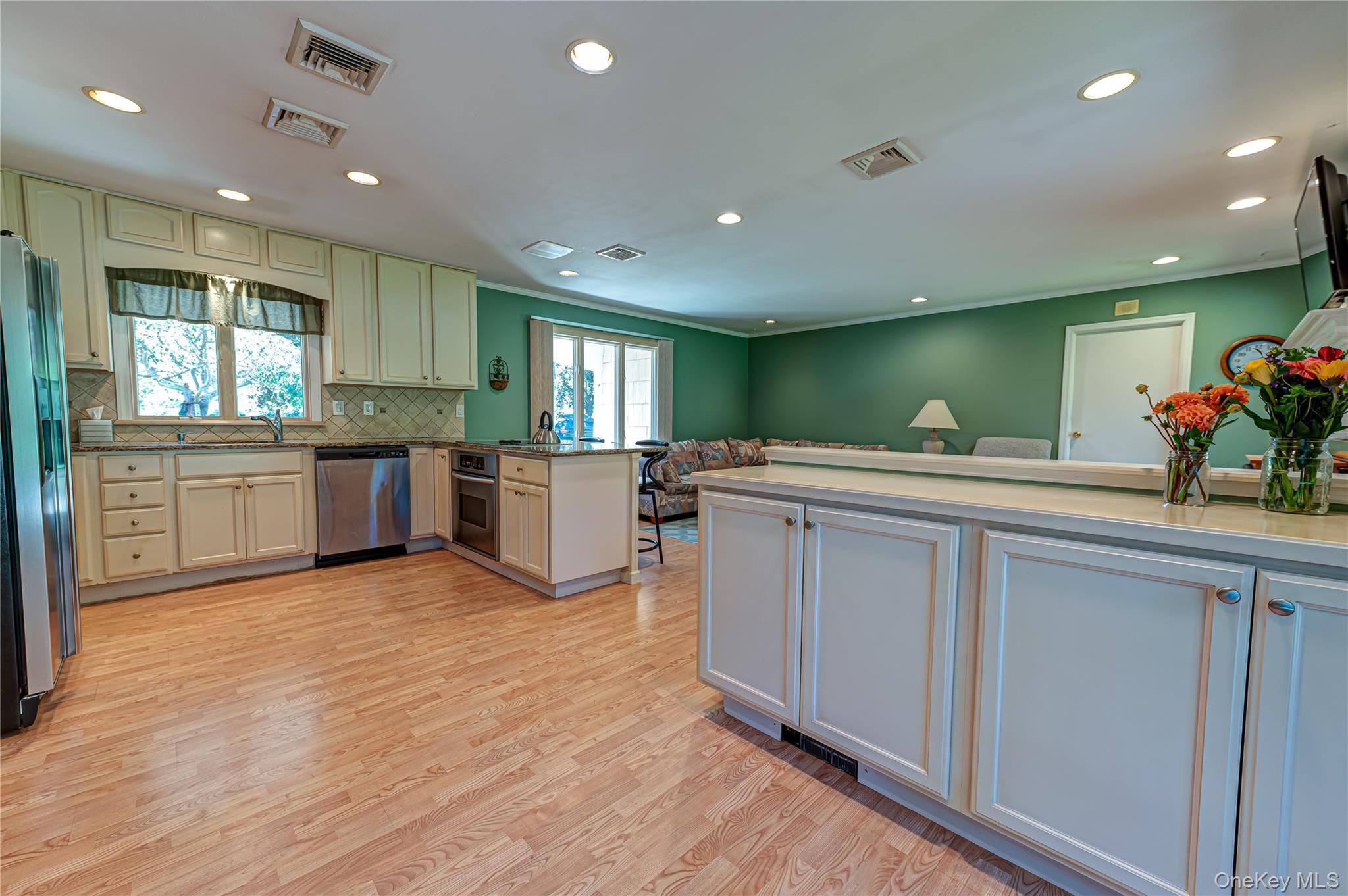 3 High Gate Drive — photo 3