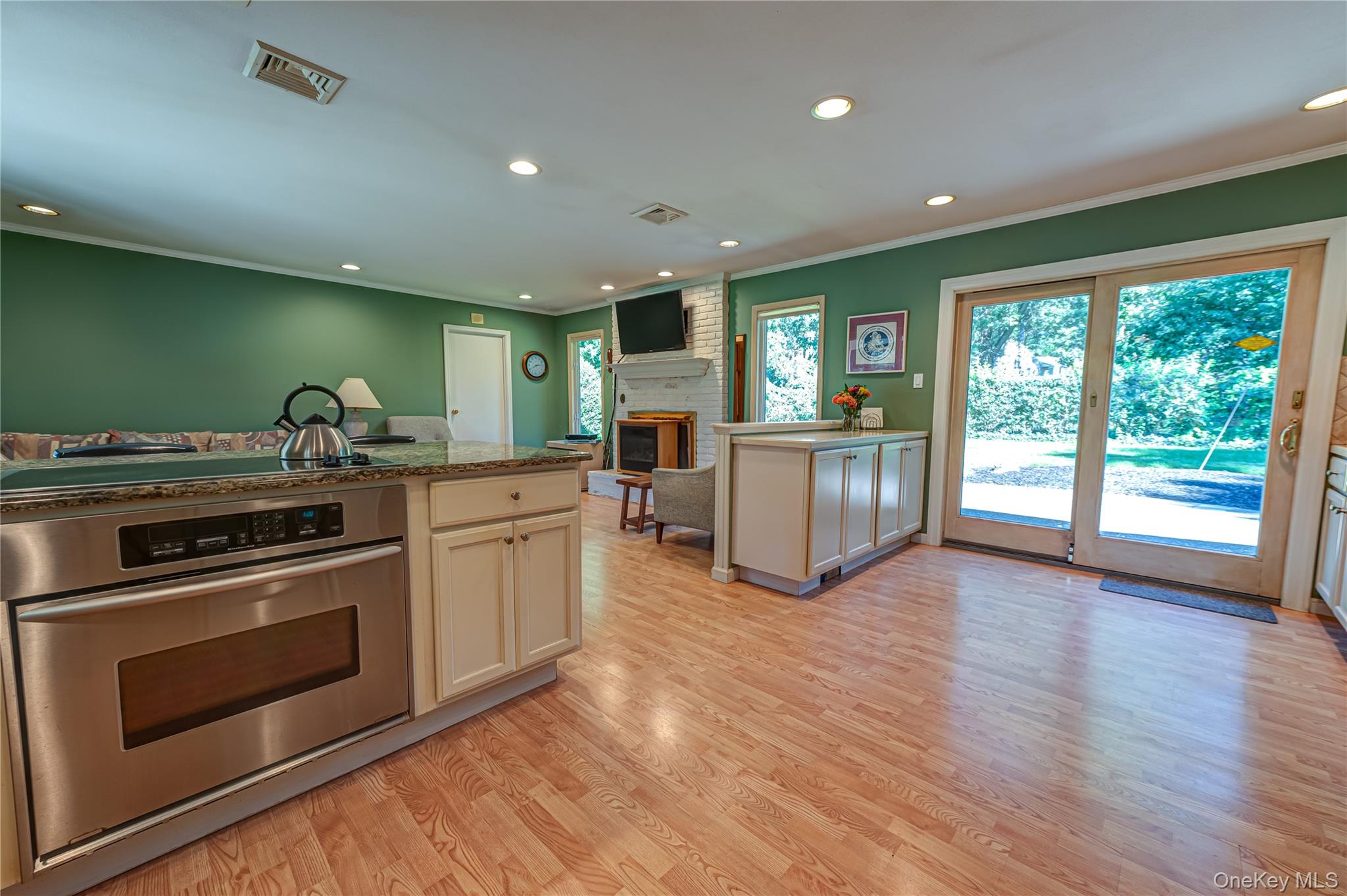 3 High Gate Drive — photo 5