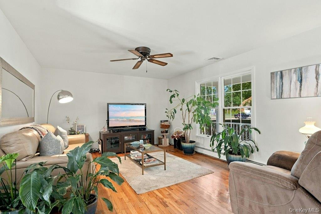 985 Silver Colt Road — photo 7