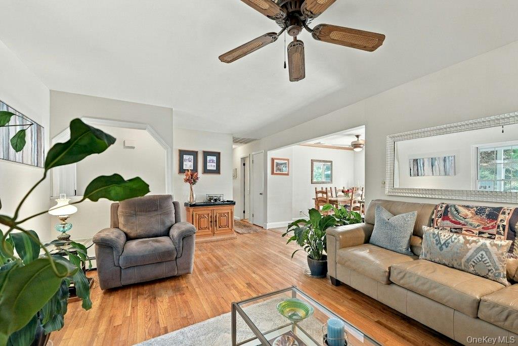 985 Silver Colt Road — photo 9