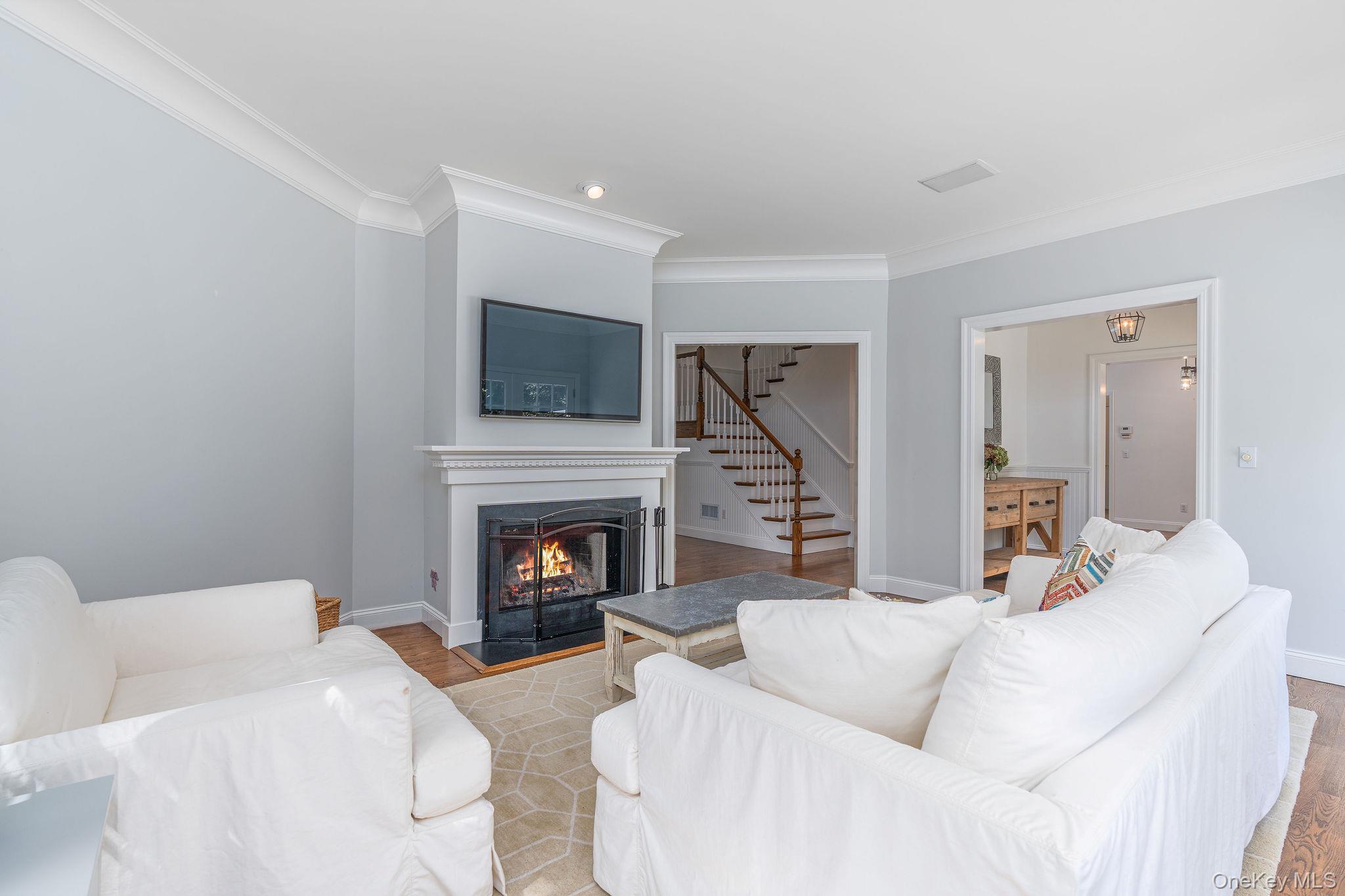 775 Mulford Court — photo 6