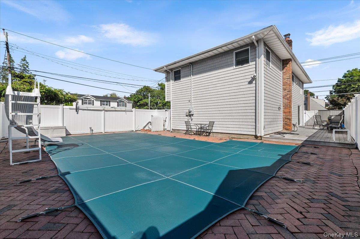 196 Von Huenfeld Street — photo 23
