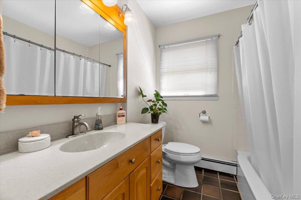 196 Von Huenfeld Street — photo 10