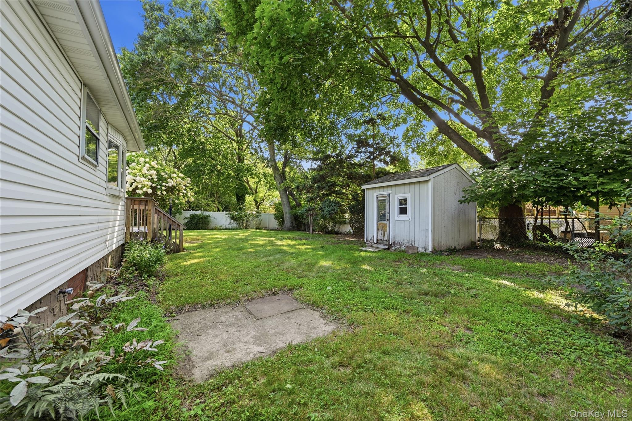76 Queen Road — photo 20