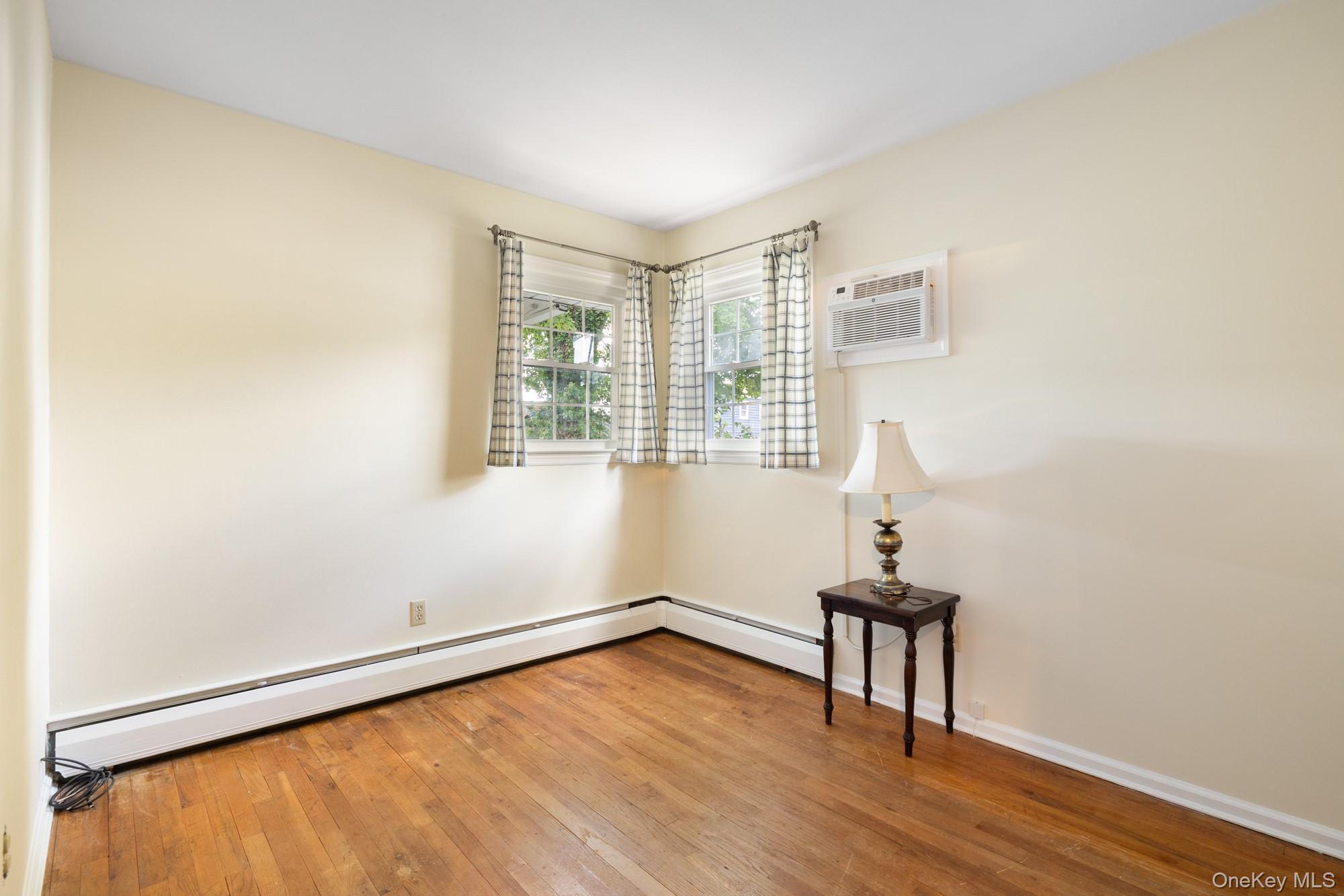 144 Nassau Avenue — photo 10