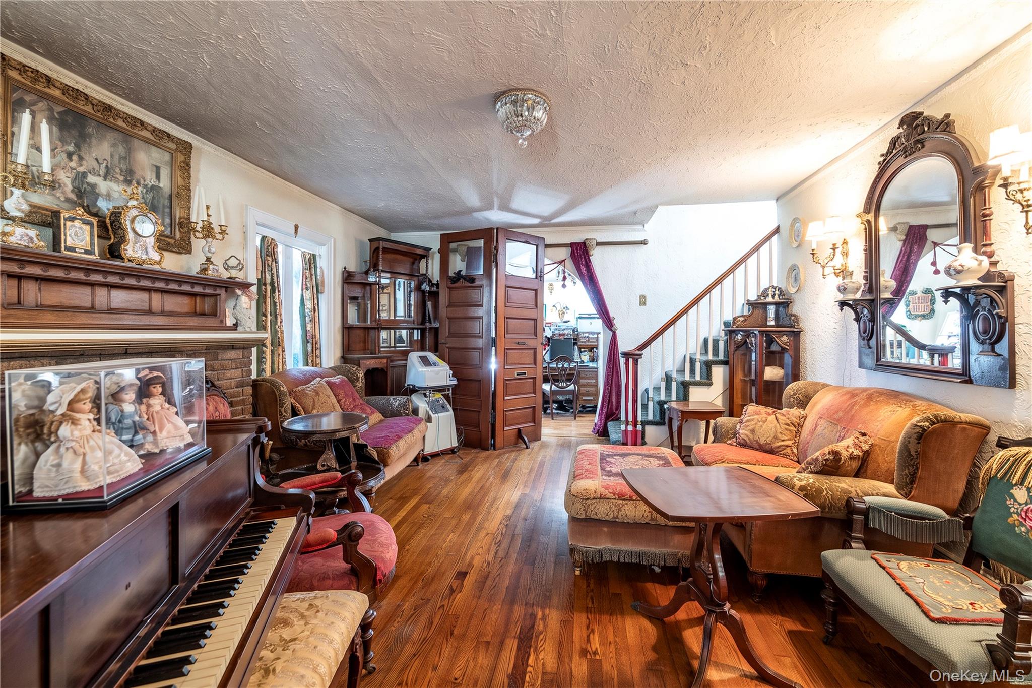 166 Southard Avenue — photo 3