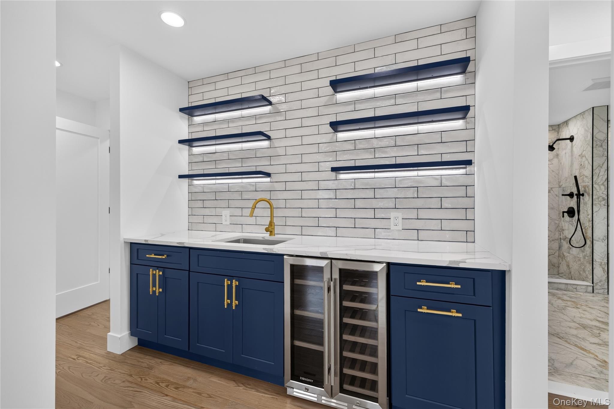 238 Oak Street — photo 12