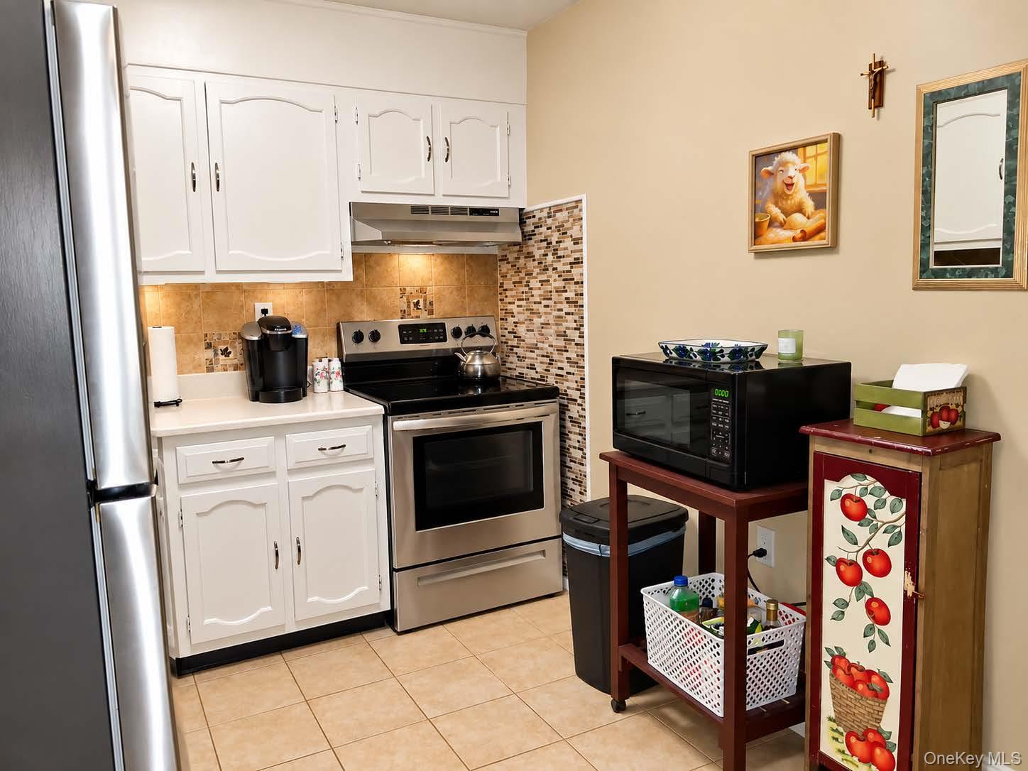 395 Woodbridge Drive #E — photo 6