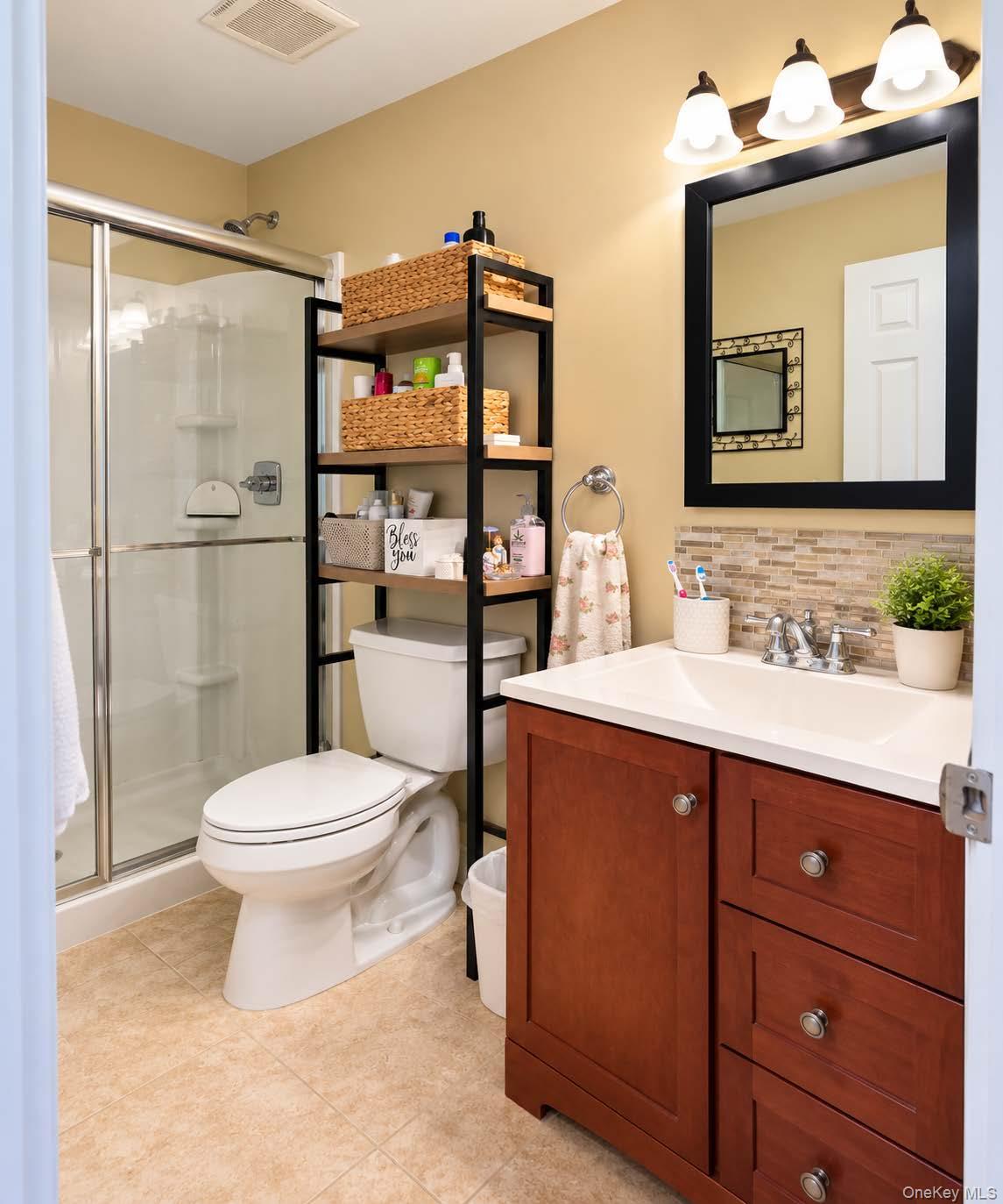 395 Woodbridge Drive #E — photo 10