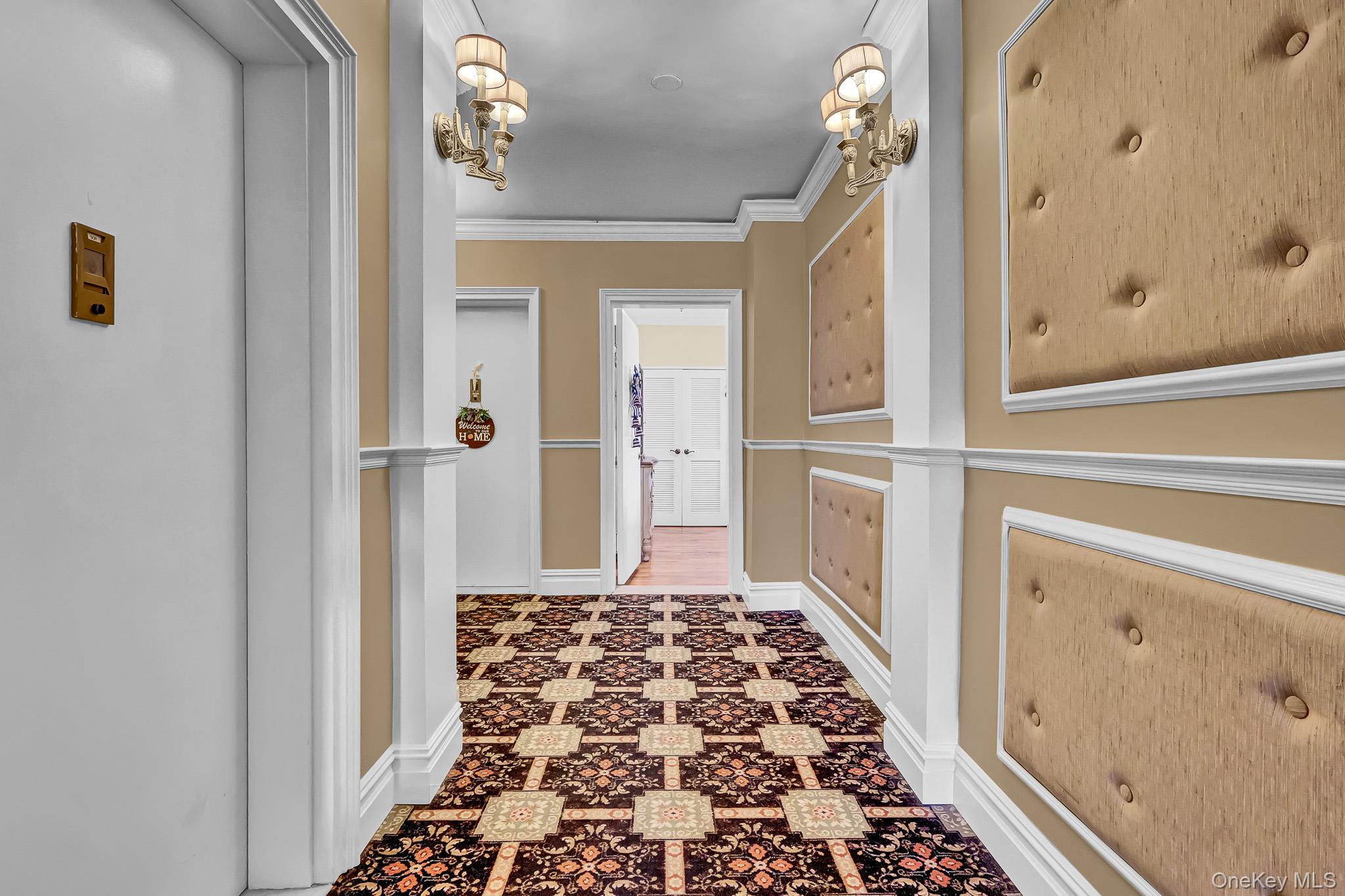 111 7th Street #304, Garden City