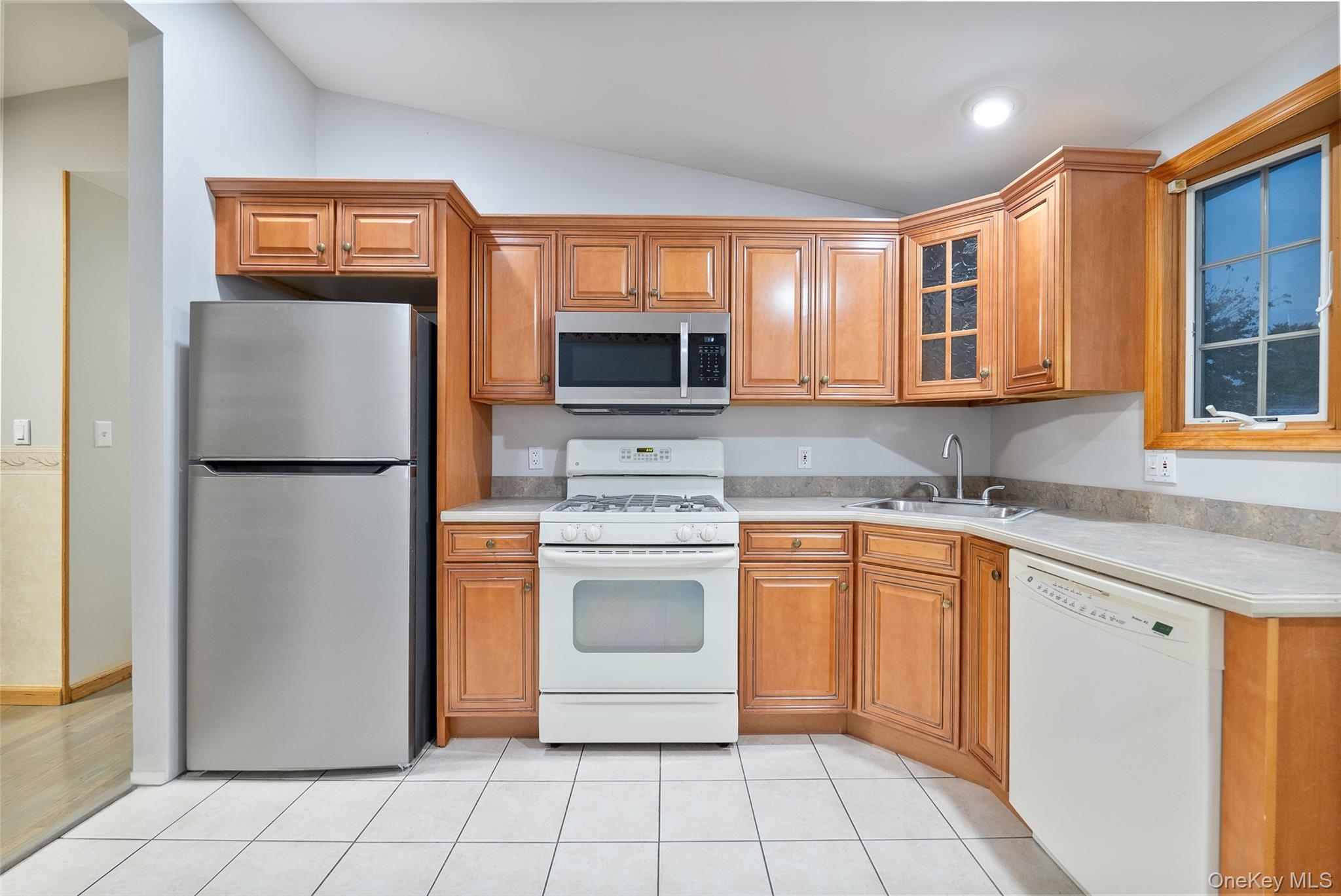 423 Westview Avenue — photo 11