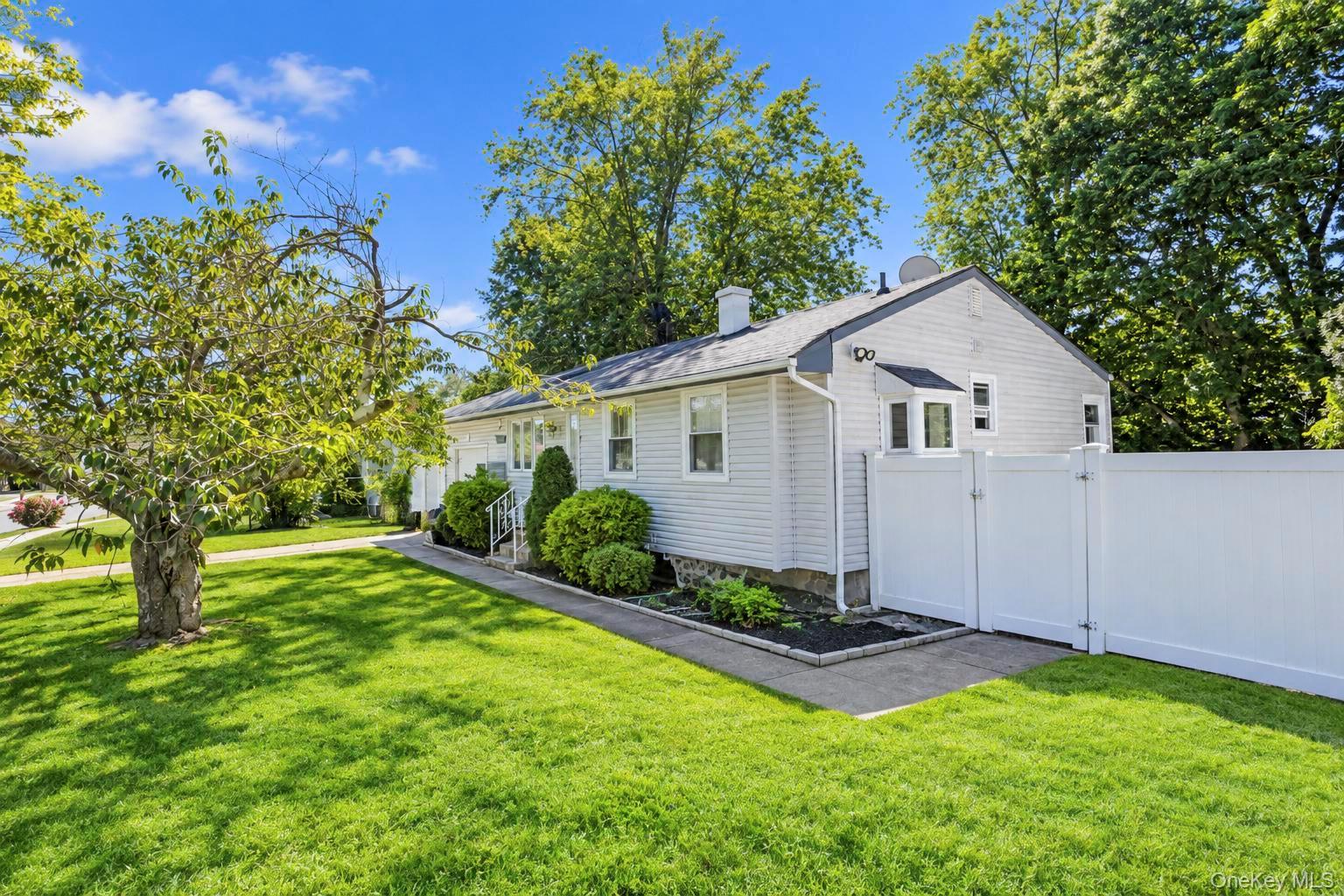 8 Norwalk Lane — photo 27