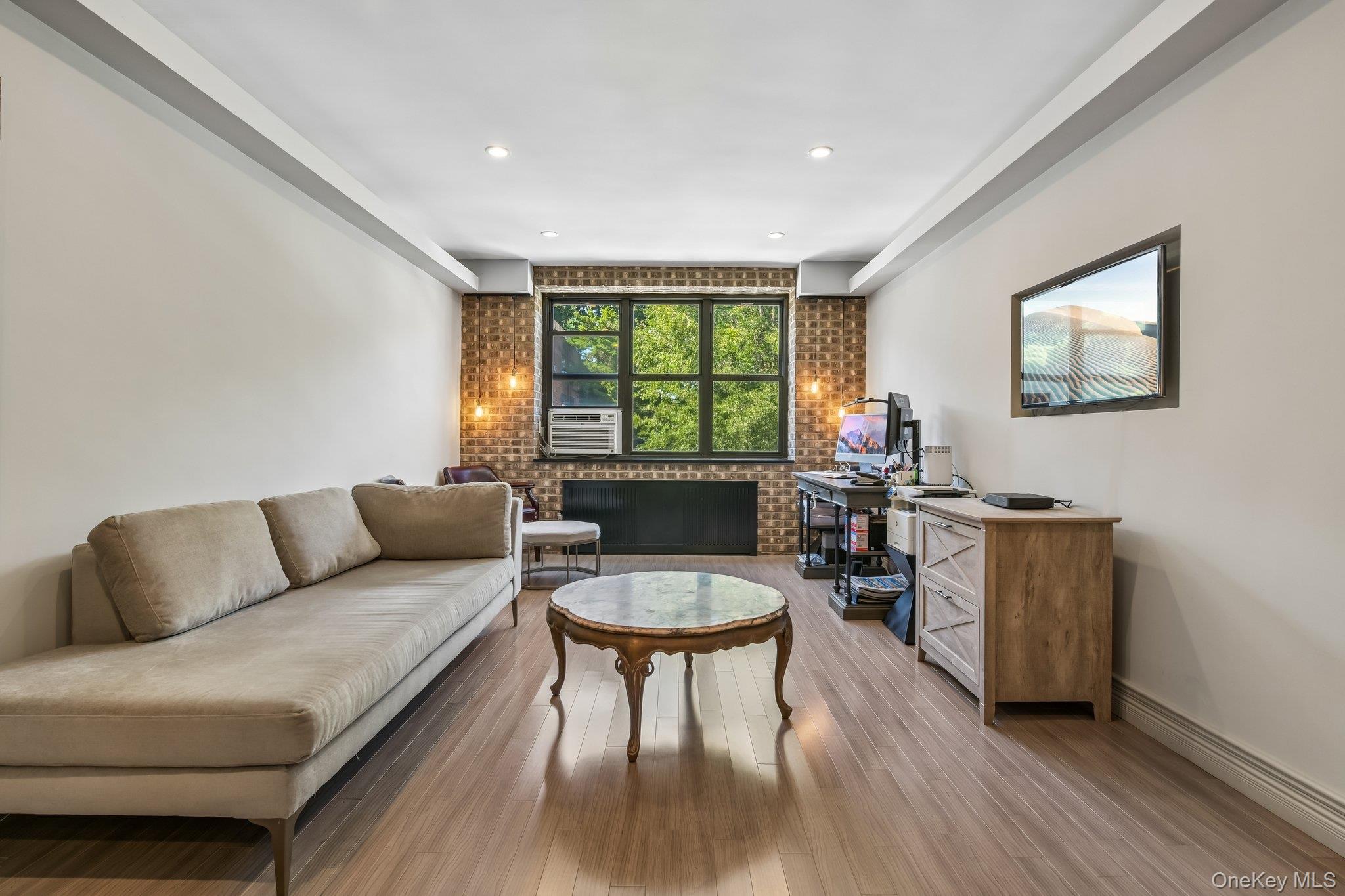 1 Town House Place #2L — photo 4