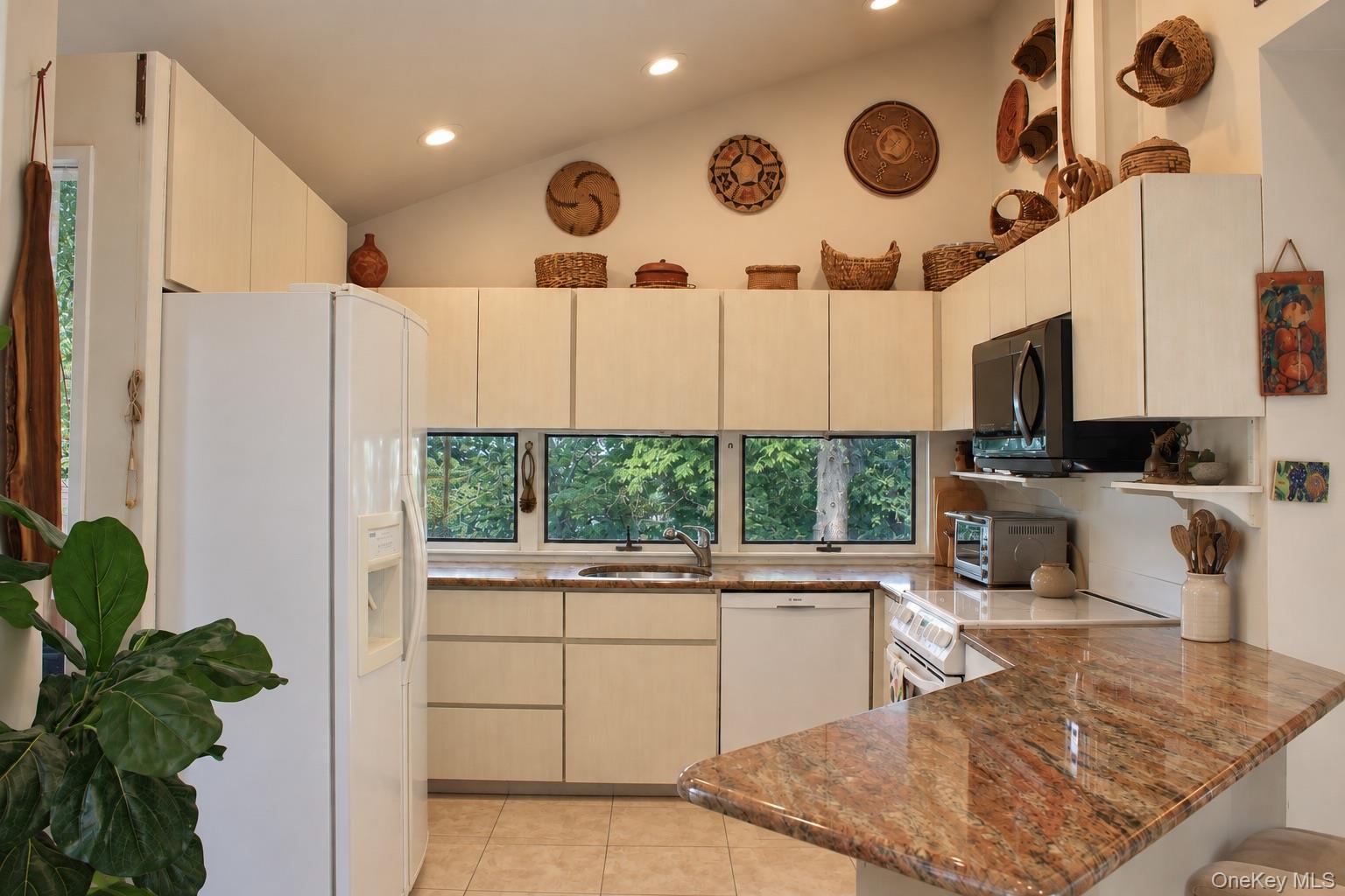 732 Sound View Road — photo 4