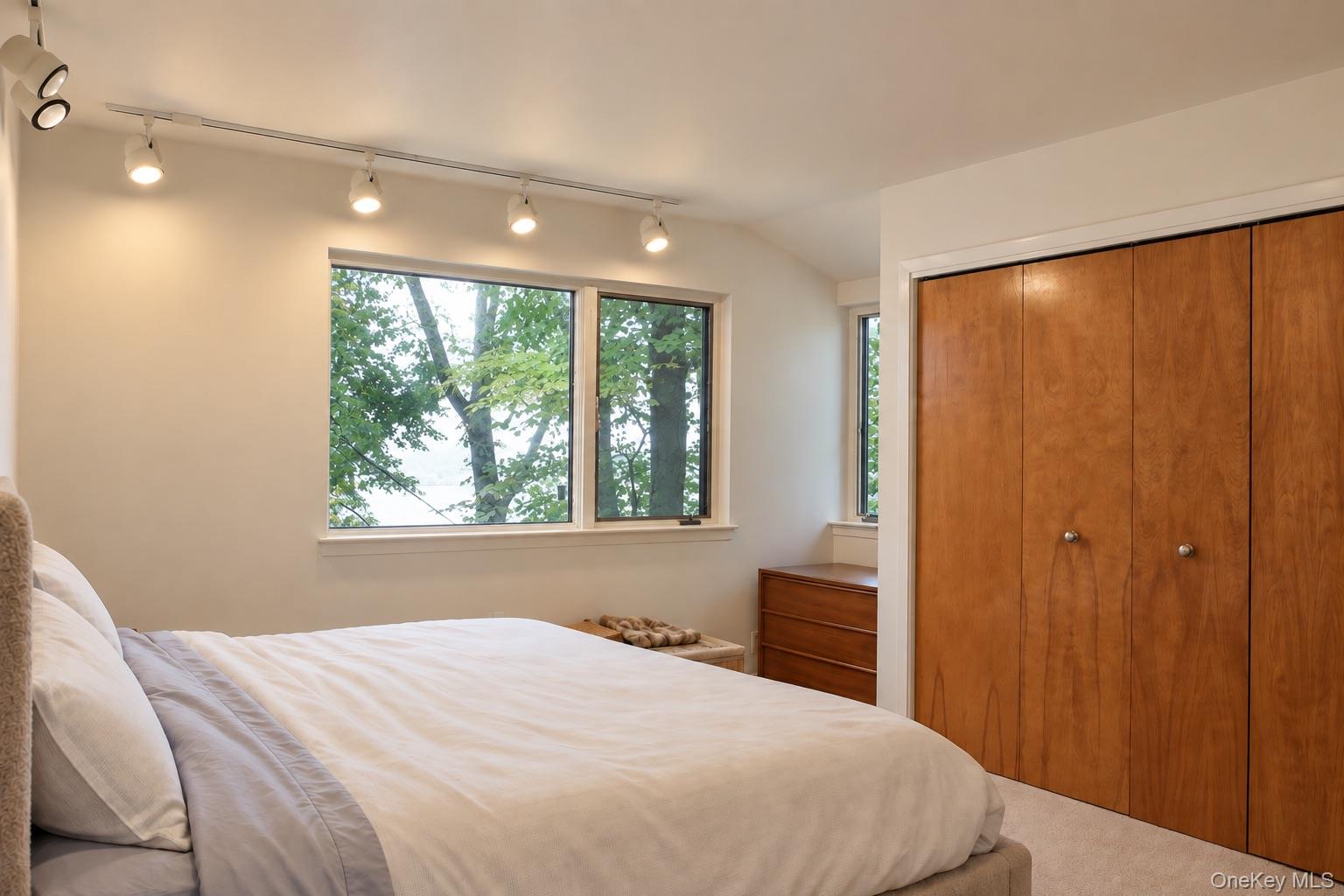 732 Sound View Road — photo 8