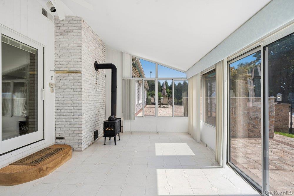 135 Hickman Street — photo 12