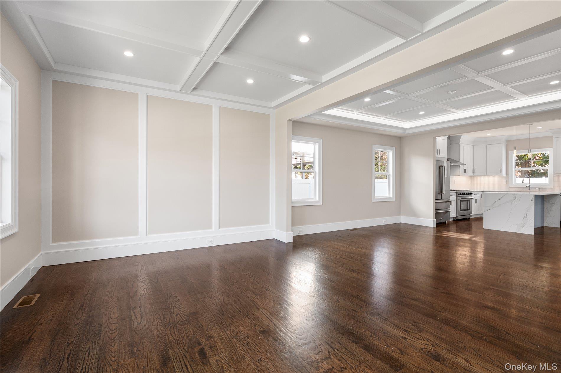 183 Park Lane — photo 4
