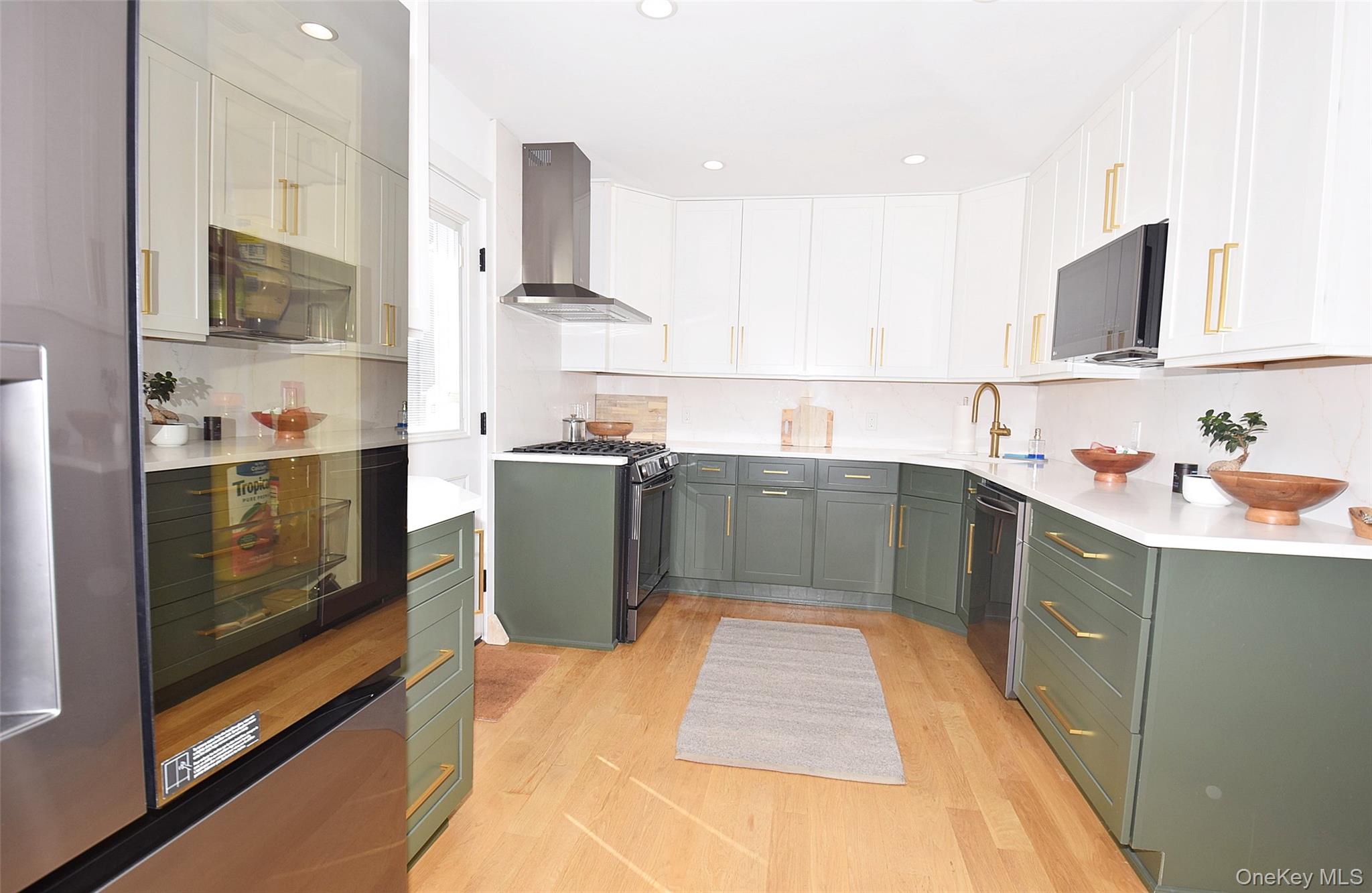 57 Scarcliffe Drive — photo 2