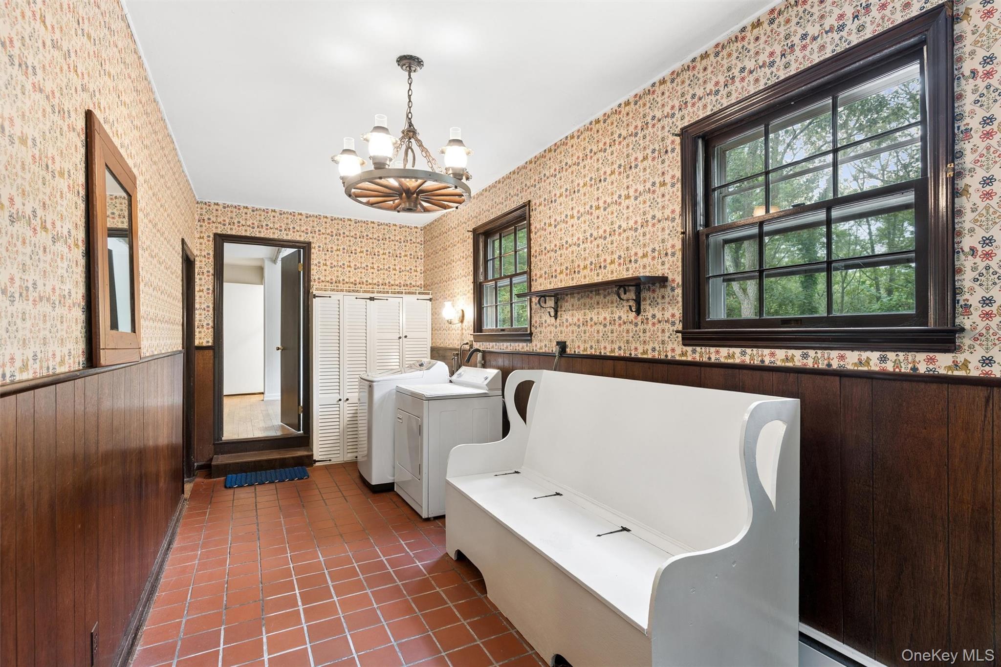 614 Twin Hills Court — photo 23