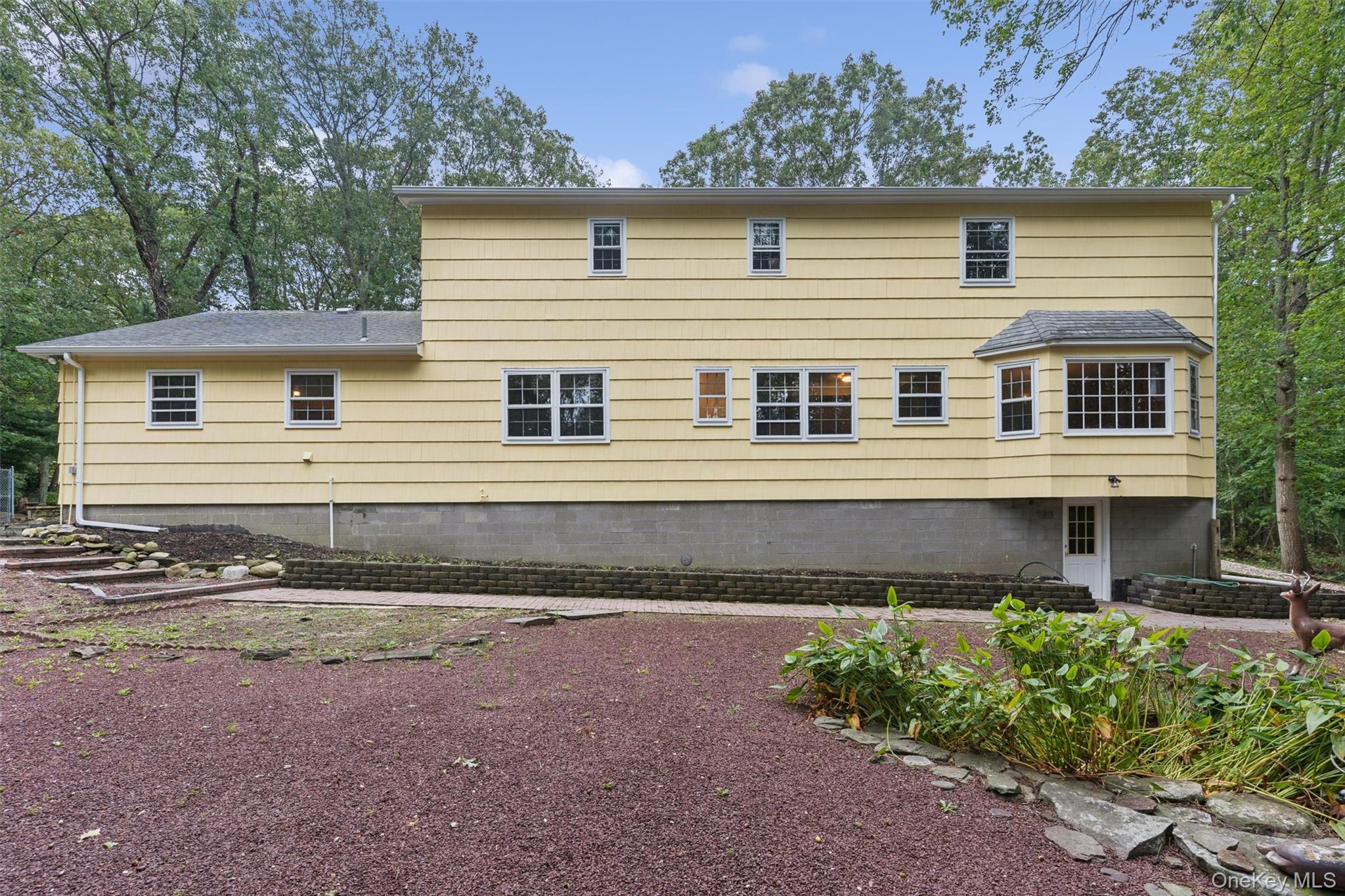 614 Twin Hills Court — photo 32