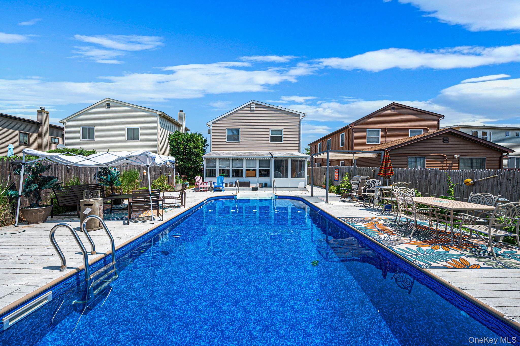 32 Yacht Club Road — photo 38