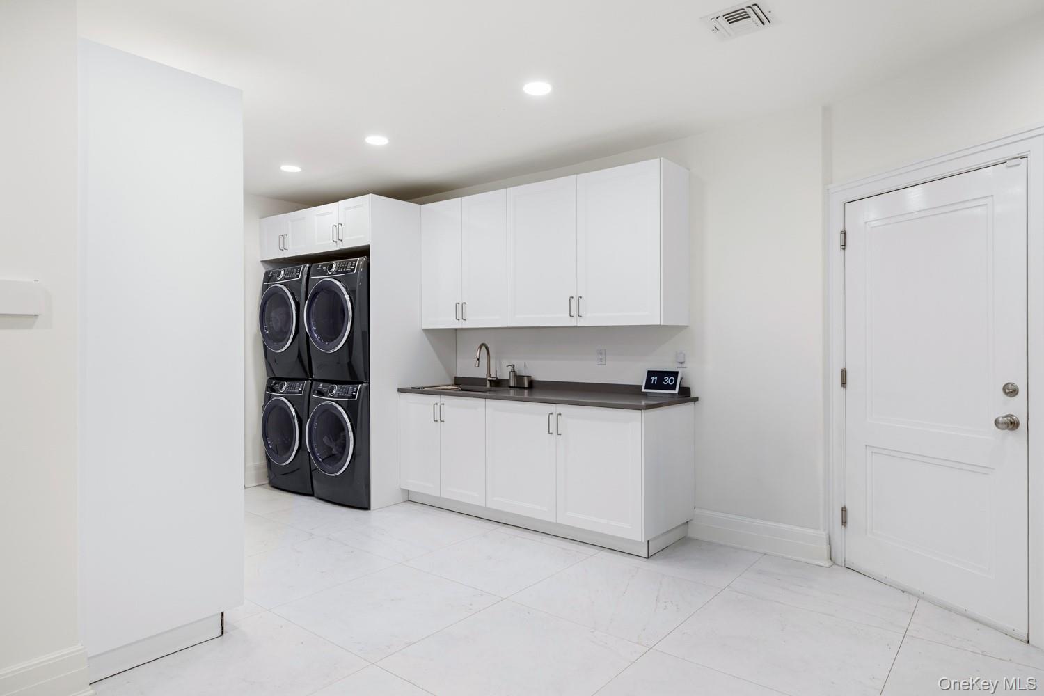 2 Hidden Pond Drive — photo 31