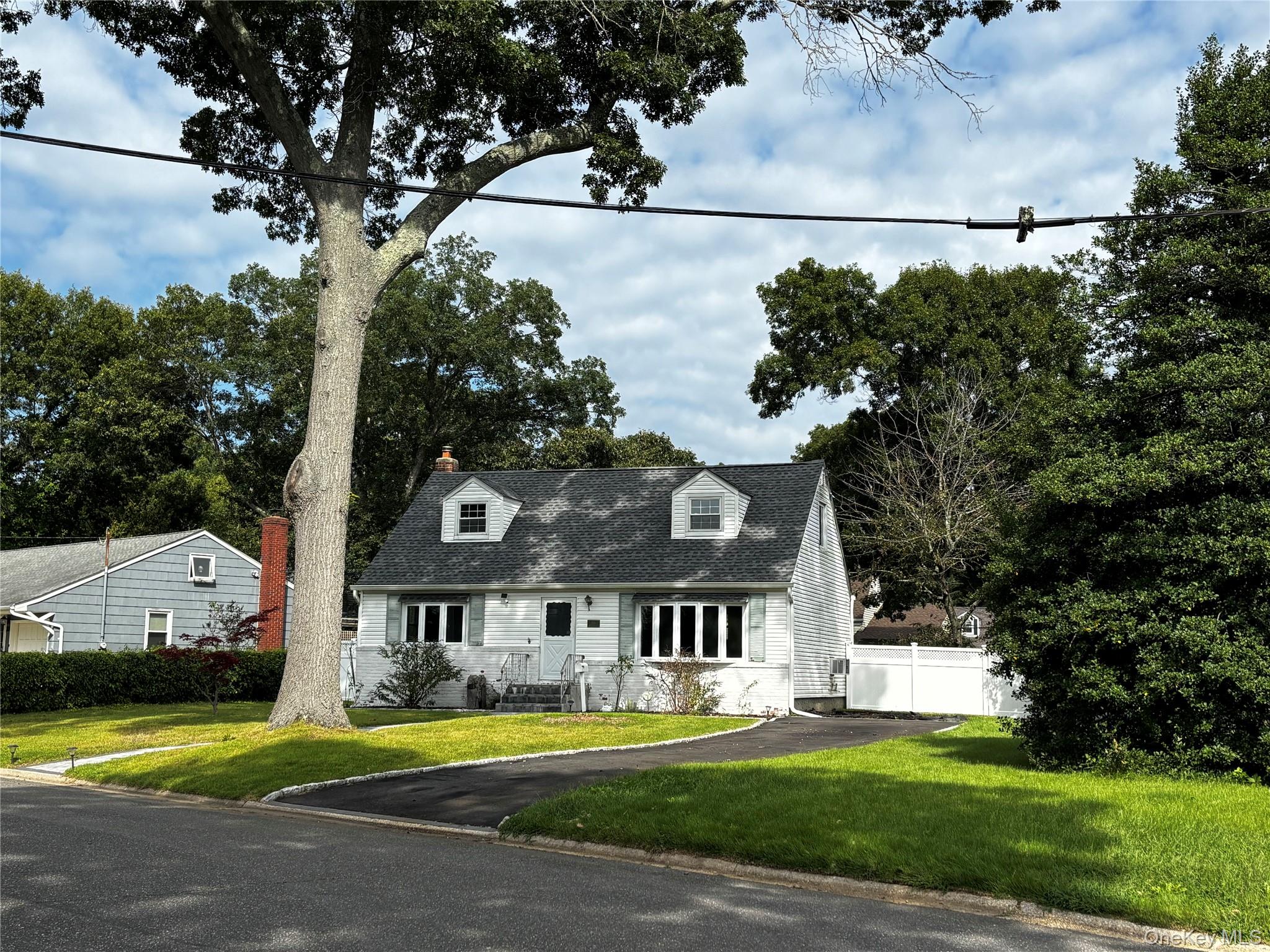 105 Rutledge Road — photo 2