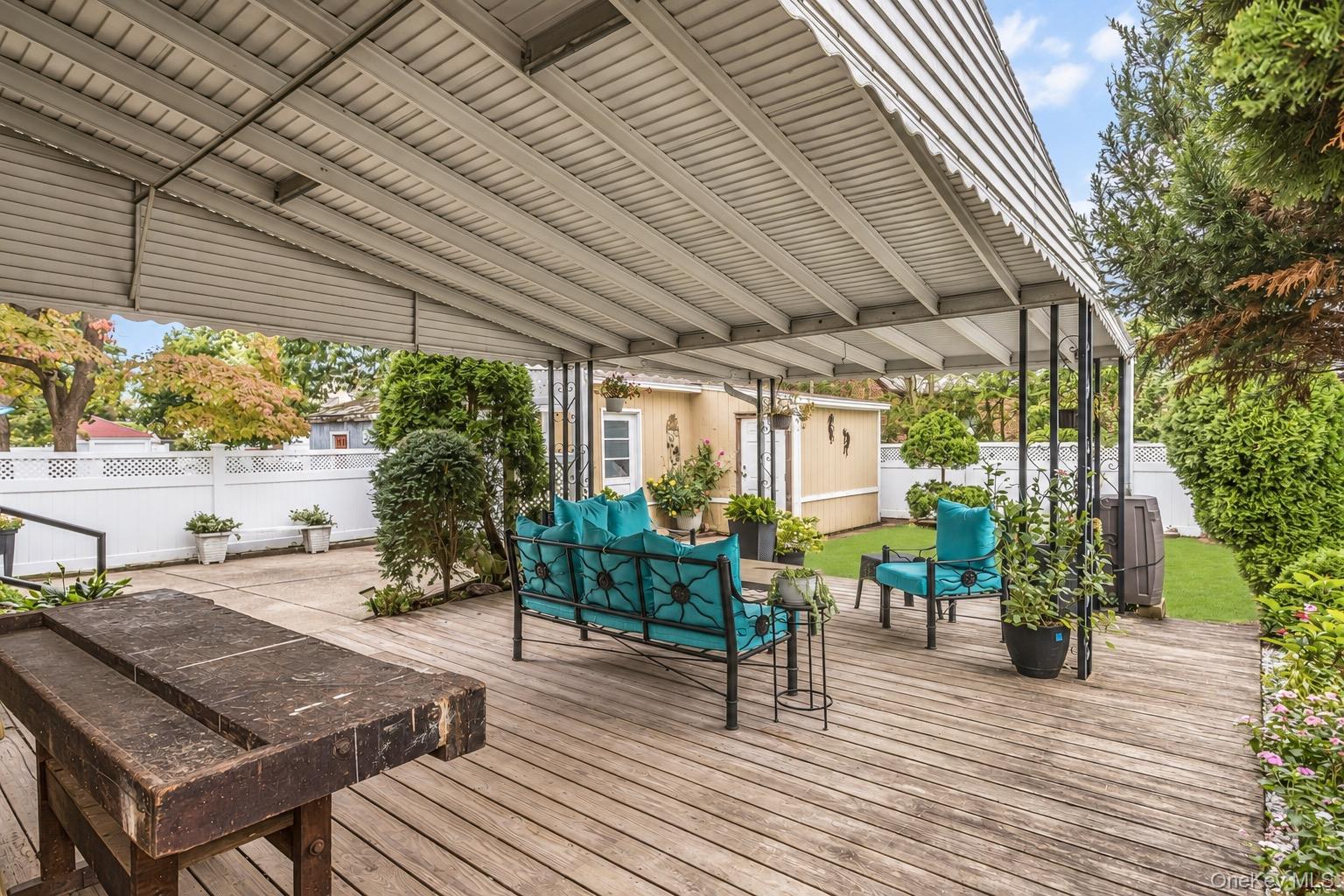 44 Capitol Avenue — photo 25