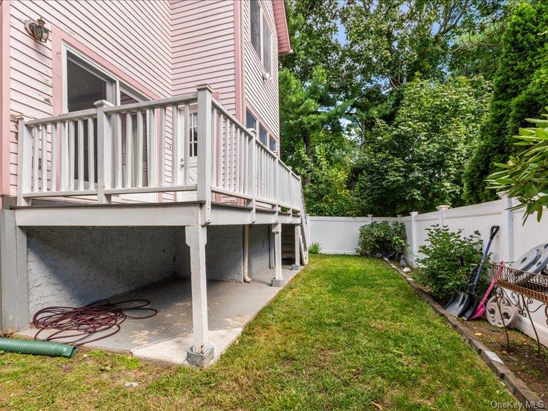 39 12th Avenue — photo 35