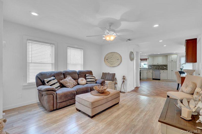 13 Barry Road — photo 17