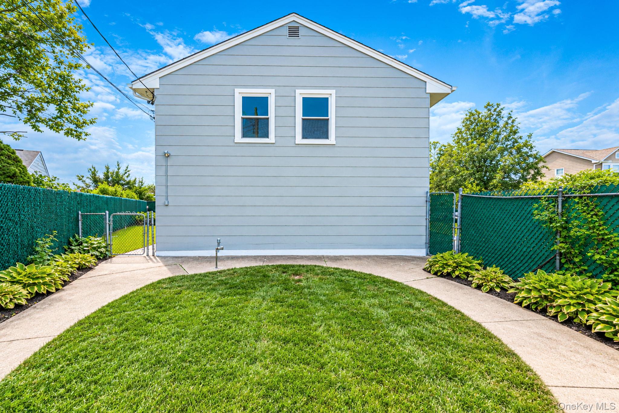 745 Anderson Avenue — photo 44