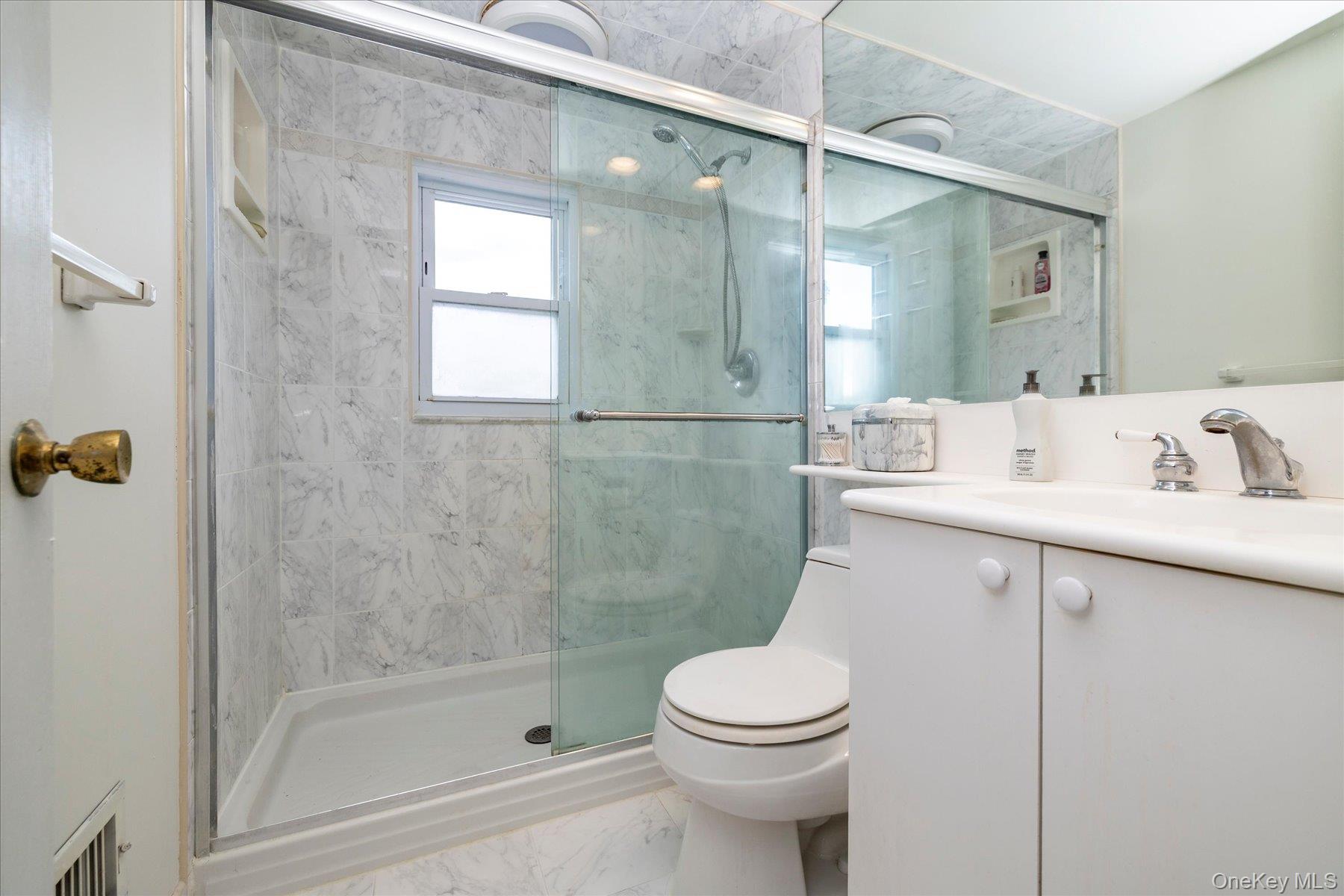 87 Woods Avenue — photo 19