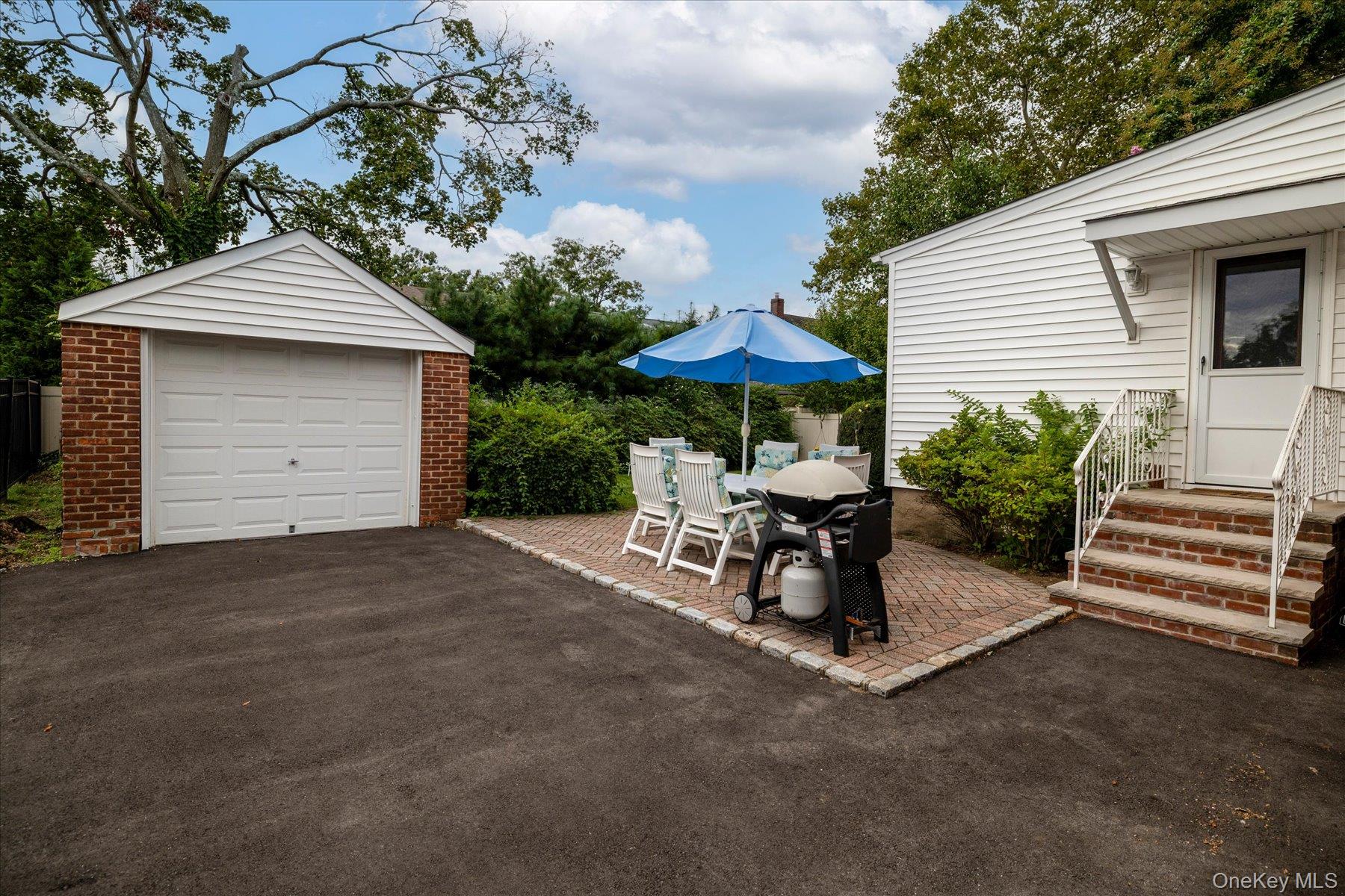 87 Woods Avenue — photo 20